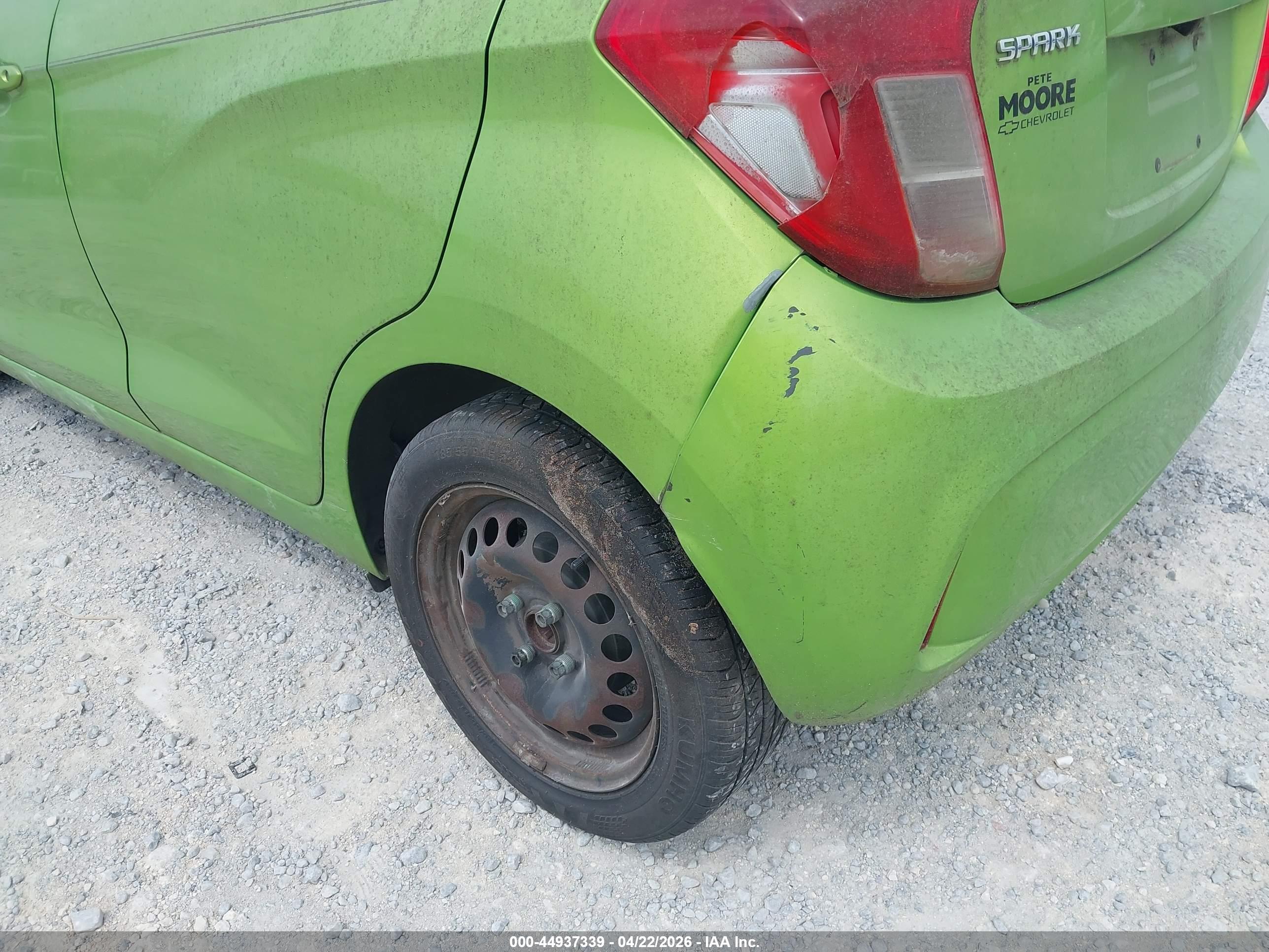 CHEVROLET SPARK image 6