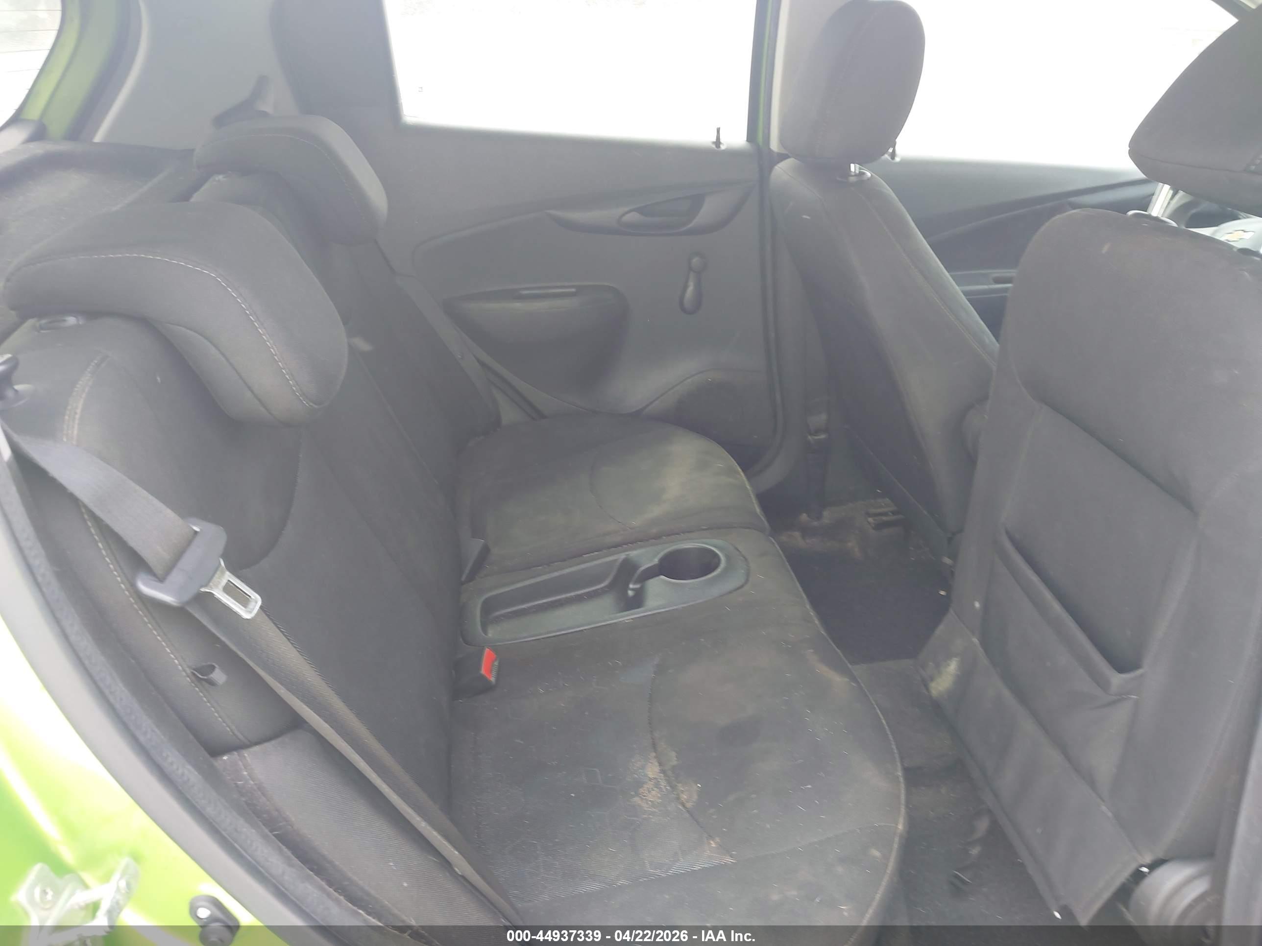 CHEVROLET SPARK image 8