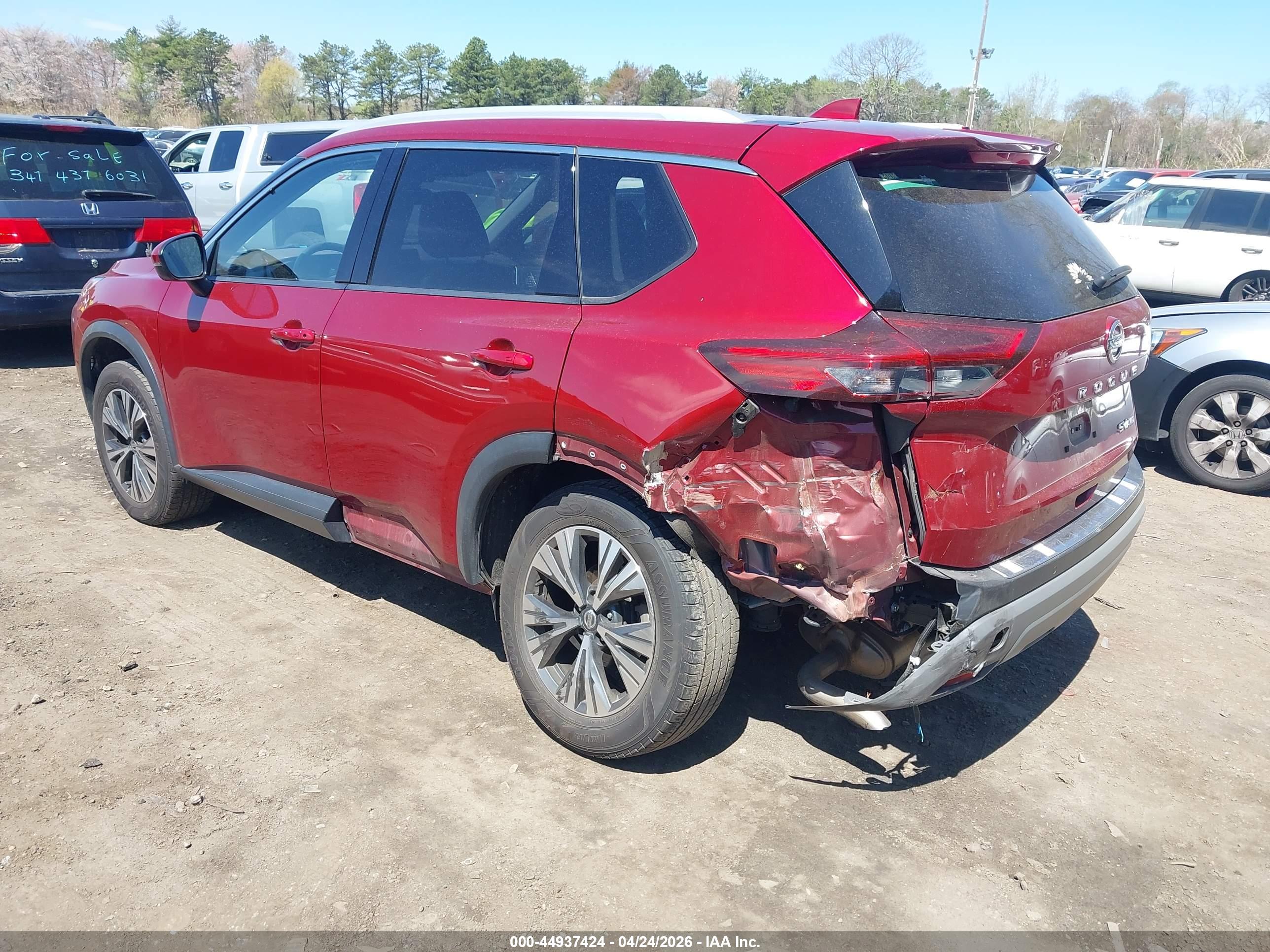 NISSAN ROGUE image 3