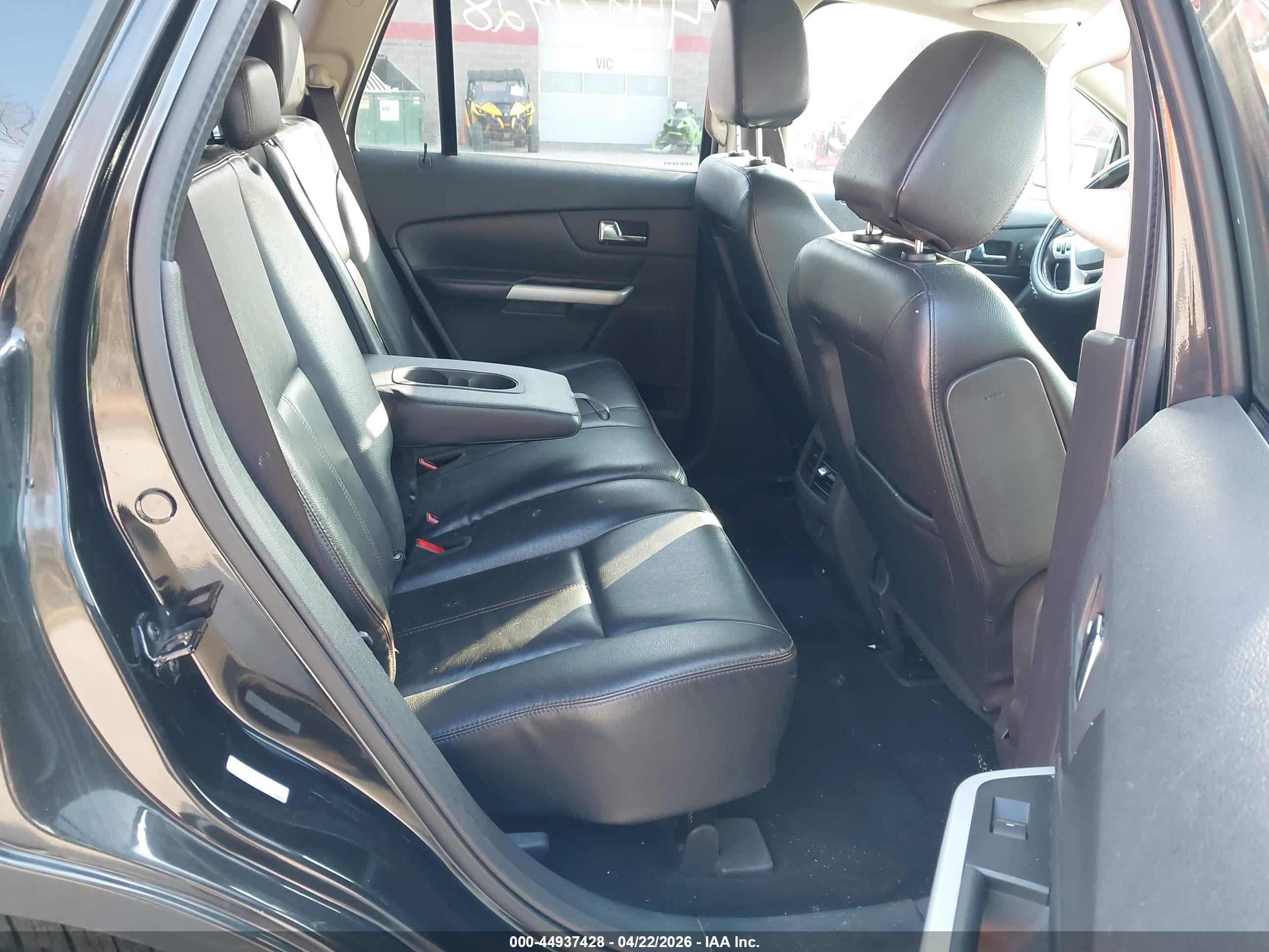 FORD EDGE image 8
