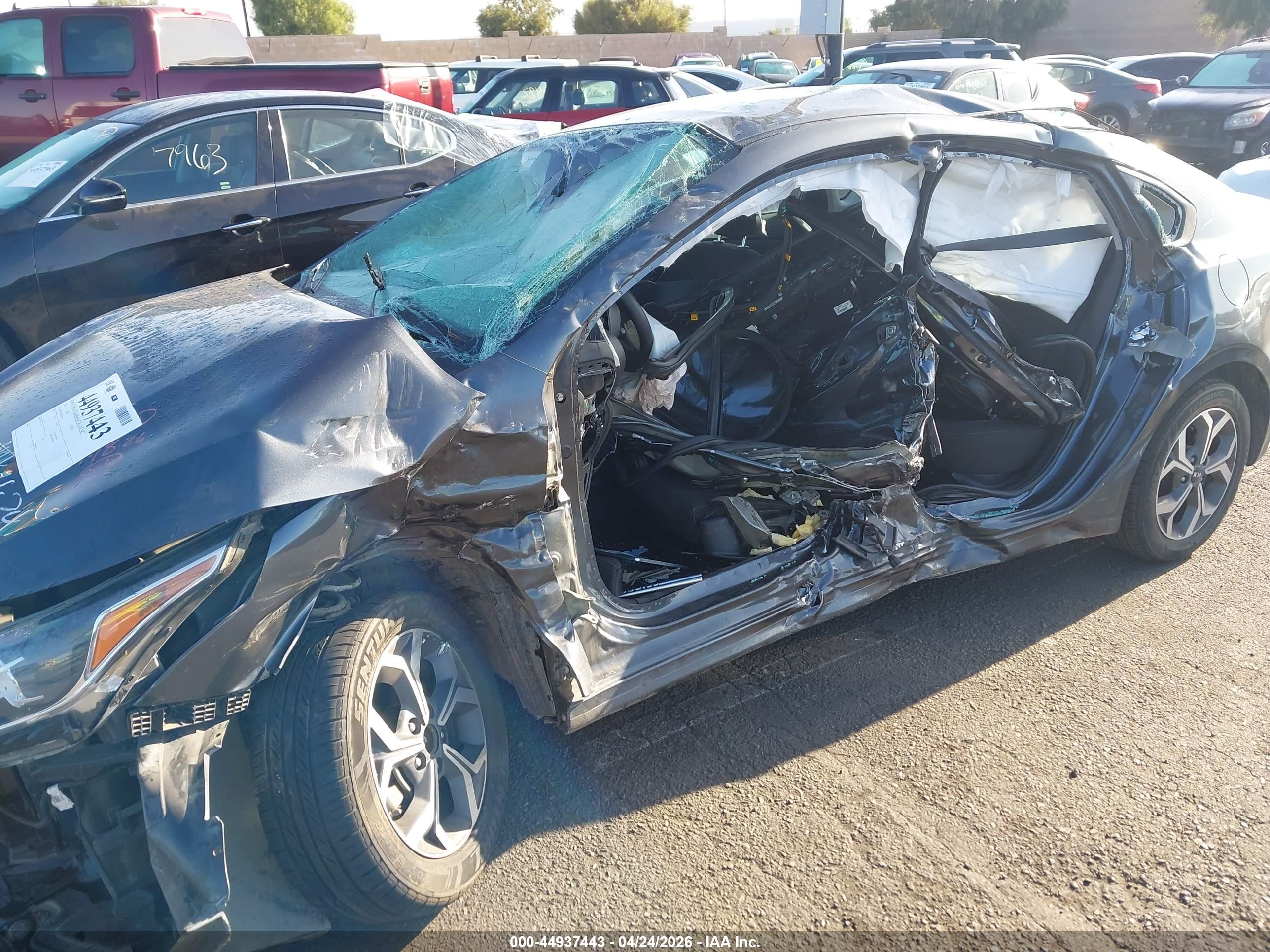KIA FORTE image 6
