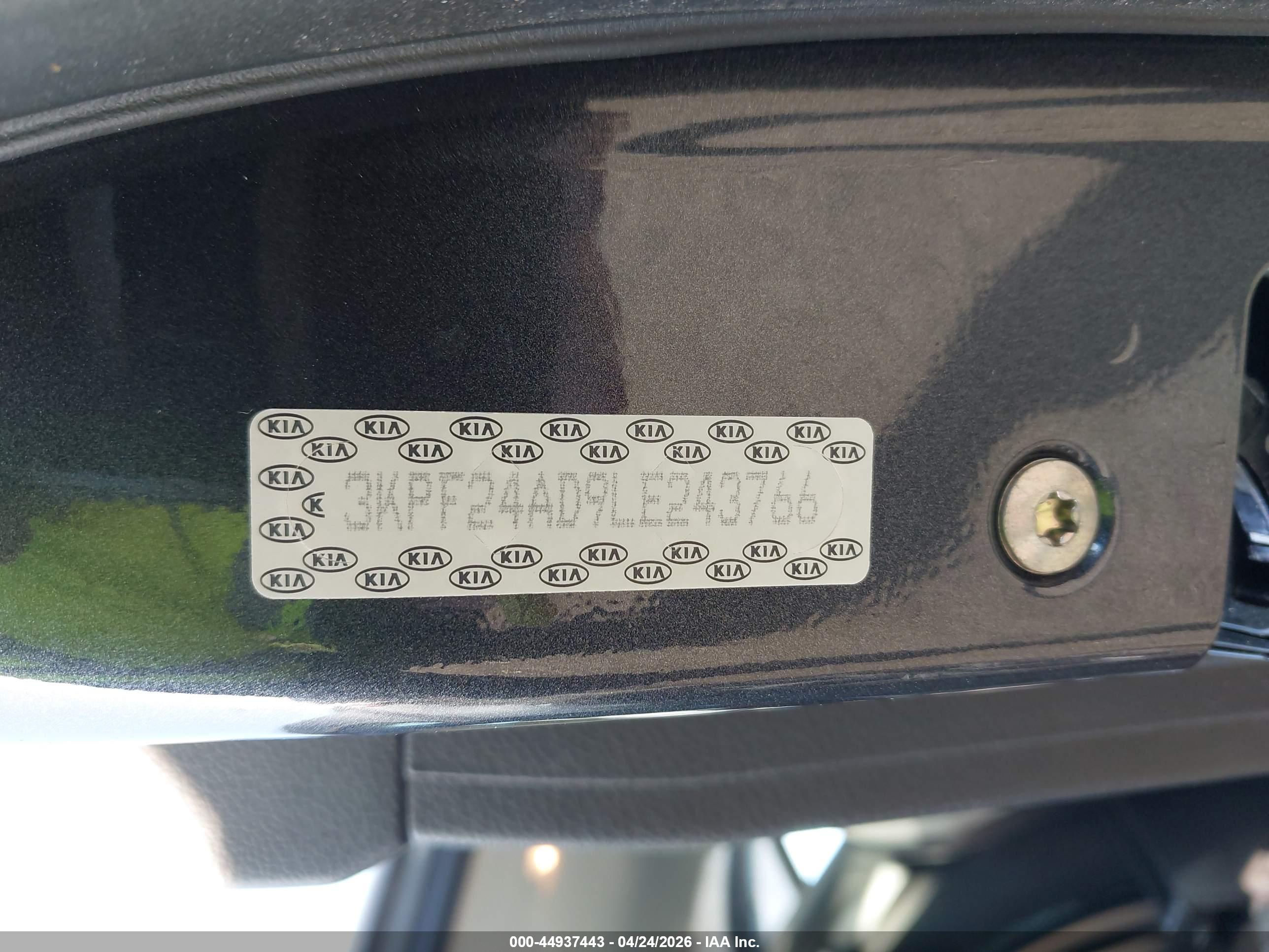 KIA FORTE image 9
