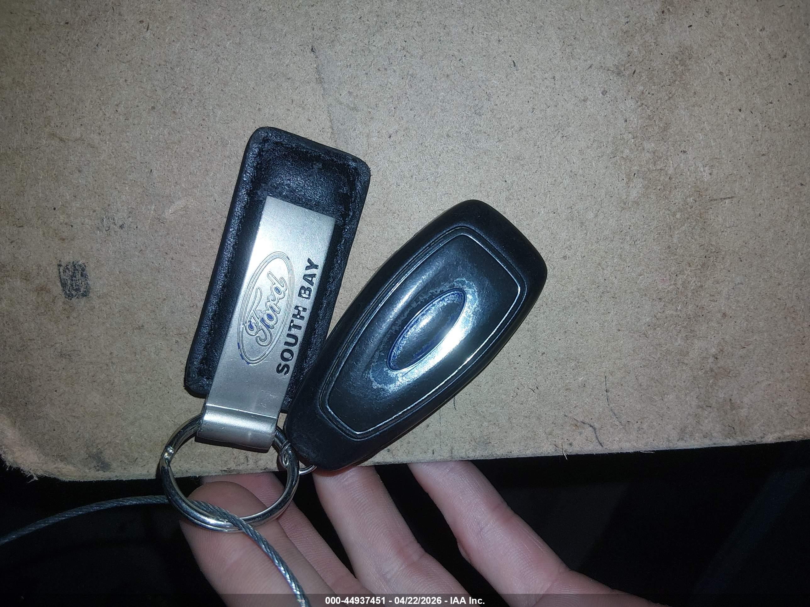 FORD C-MAX image 11