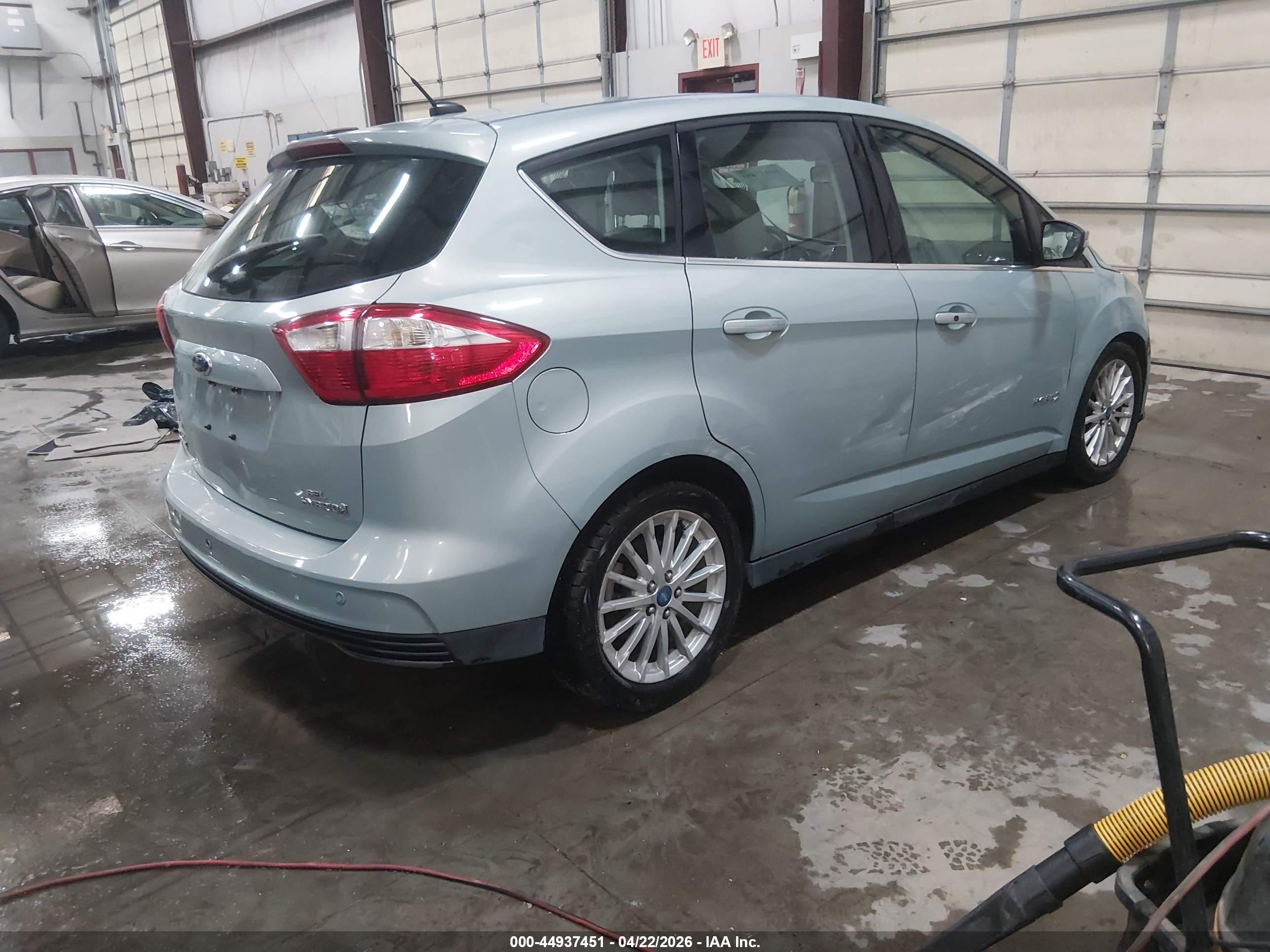 FORD C-MAX image 4