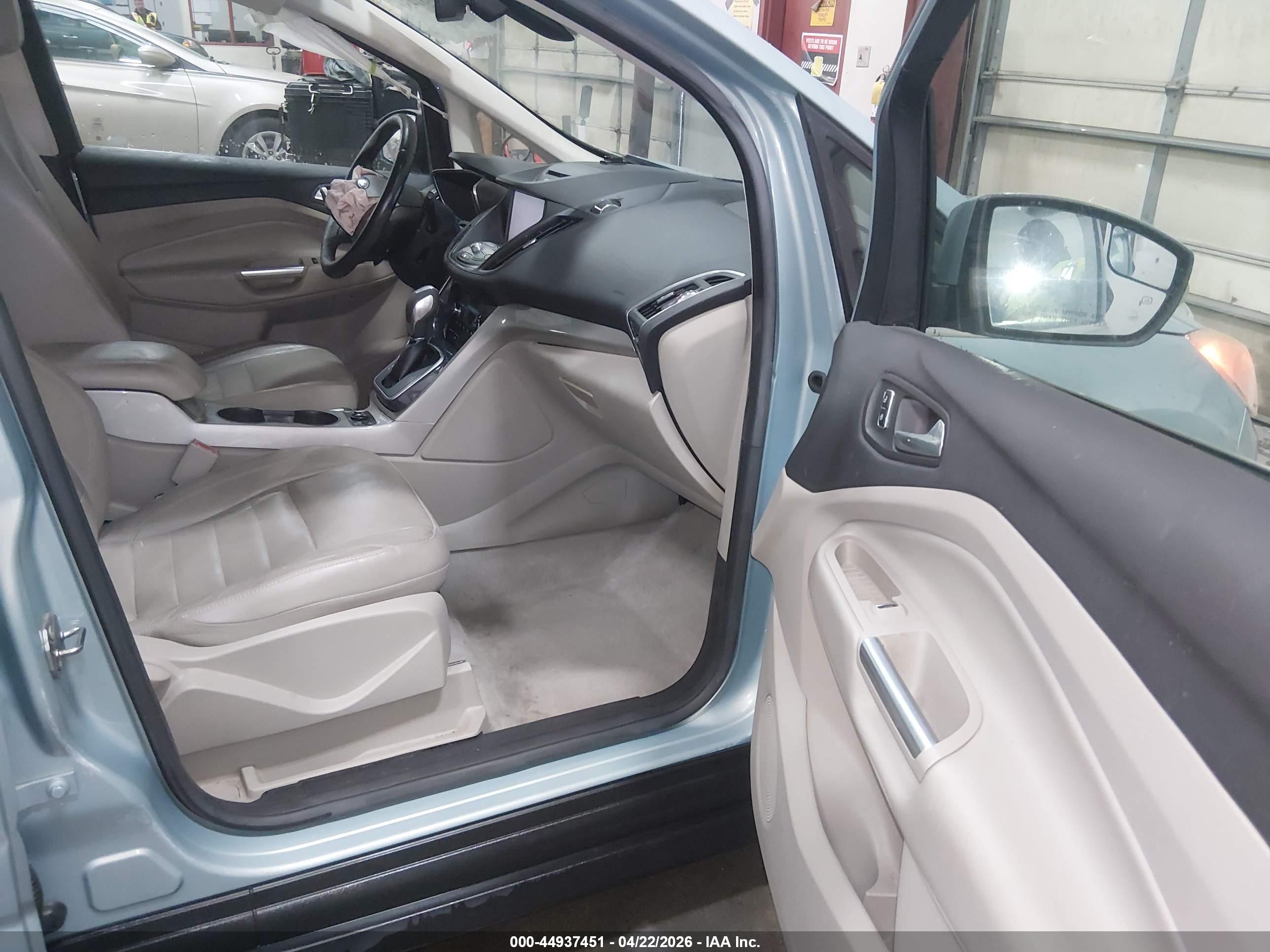 FORD C-MAX image 5