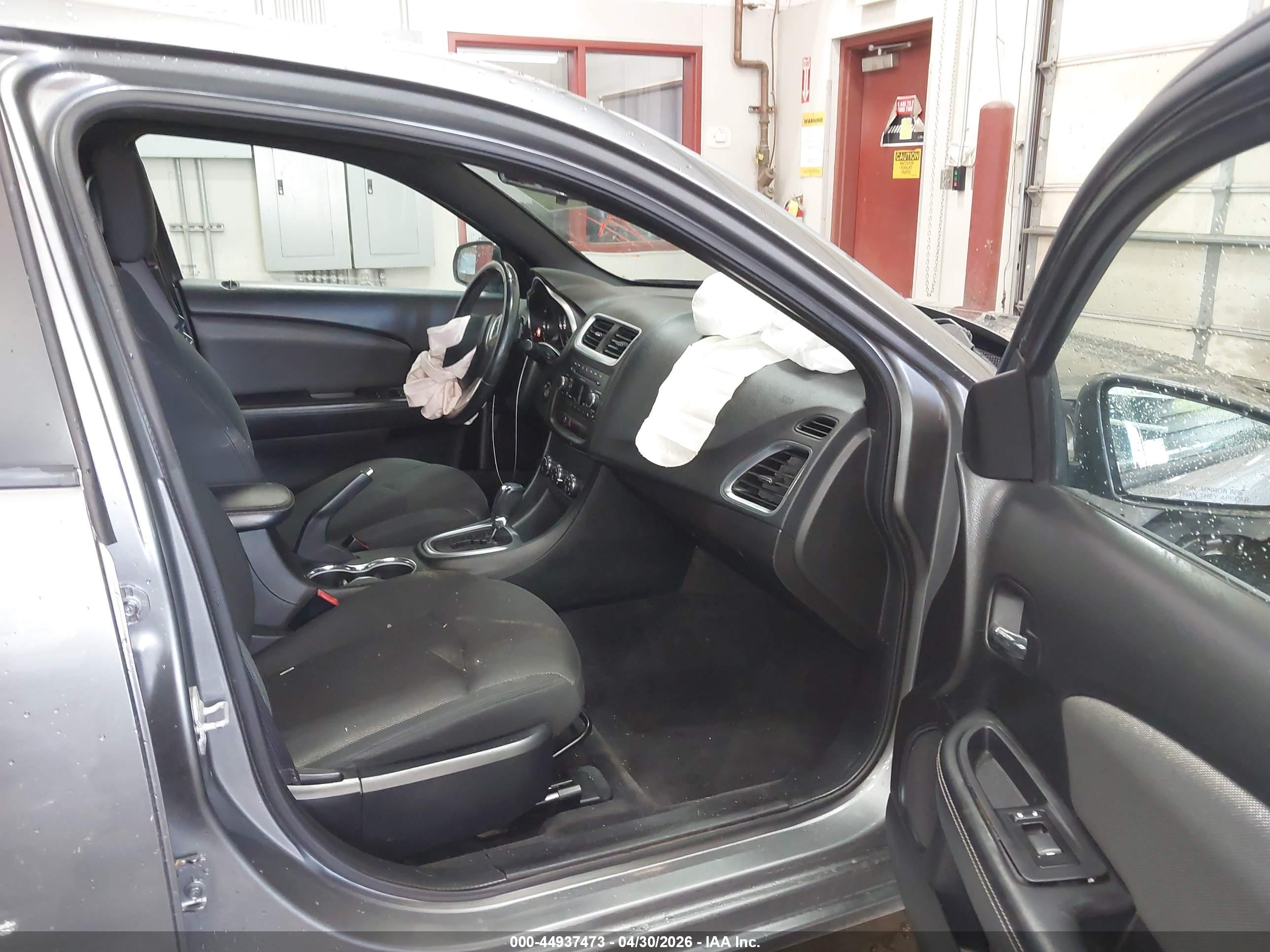 DODGE AVENGER image 5