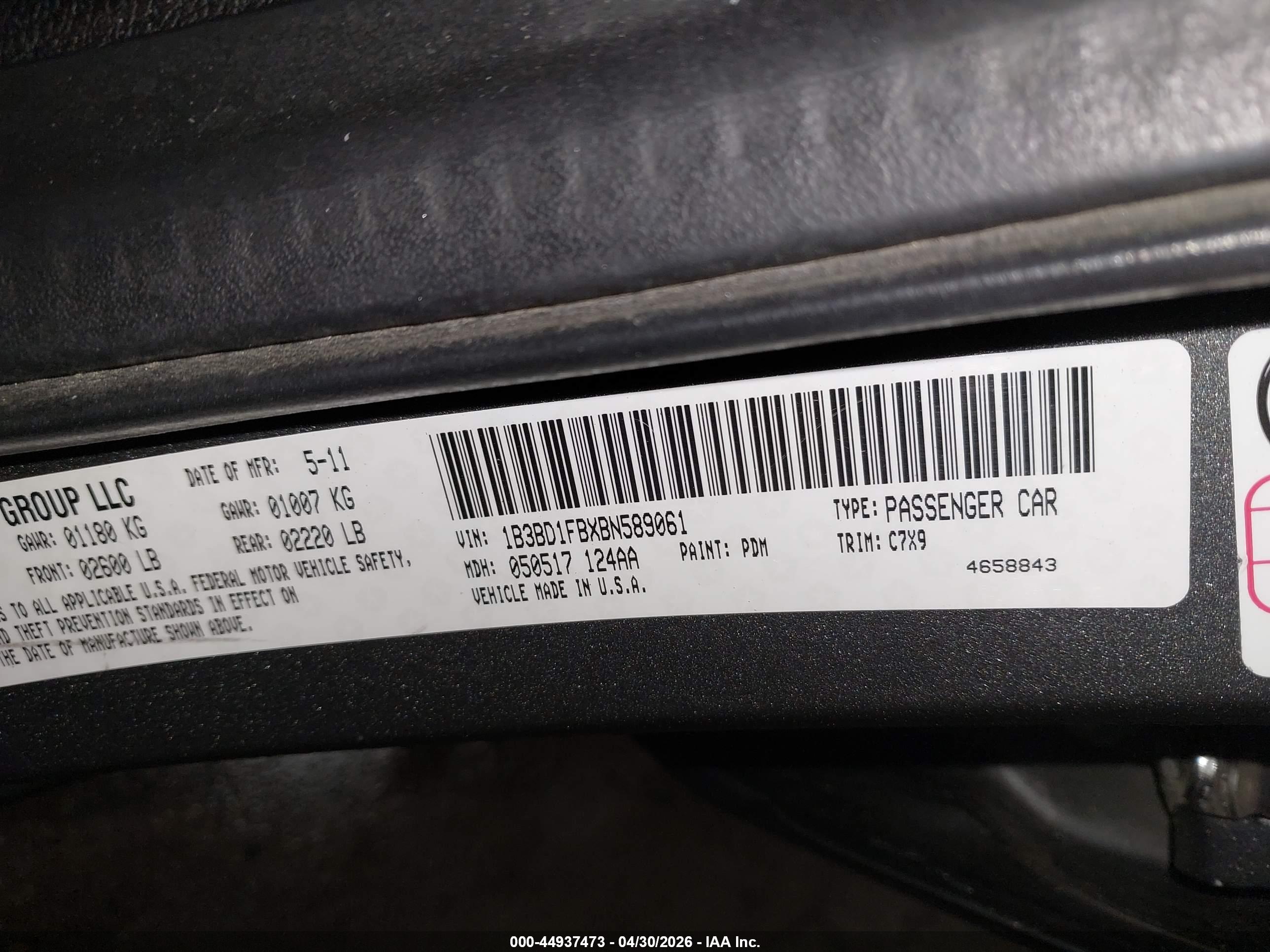 DODGE AVENGER image 9