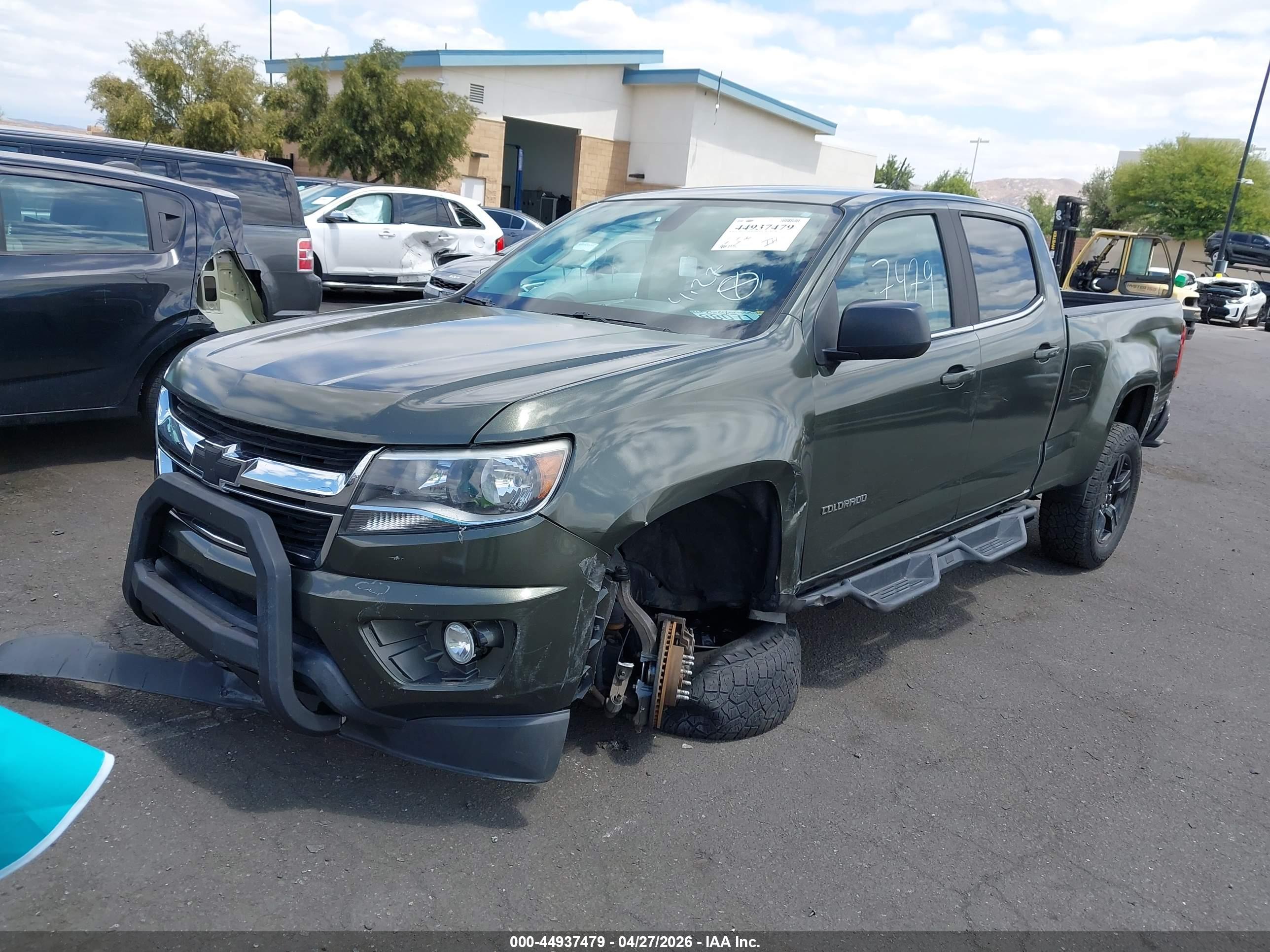 CHEVROLET COLORADO image 2