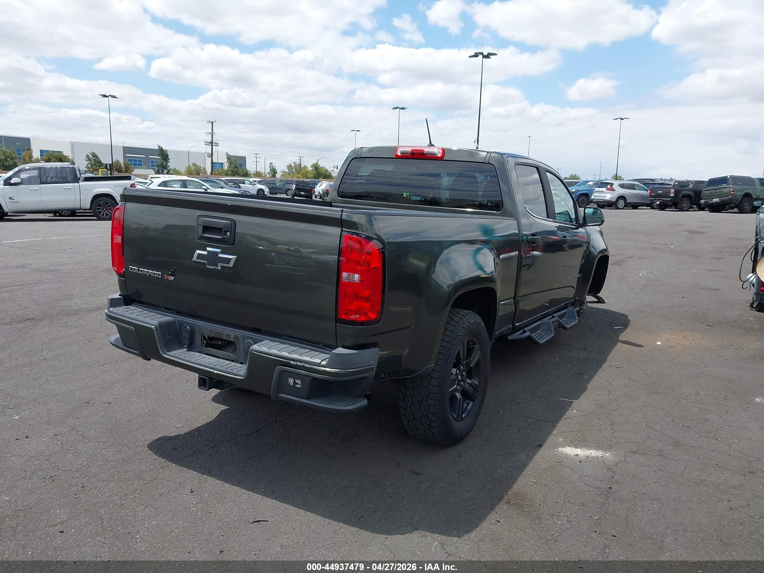 CHEVROLET COLORADO image 4