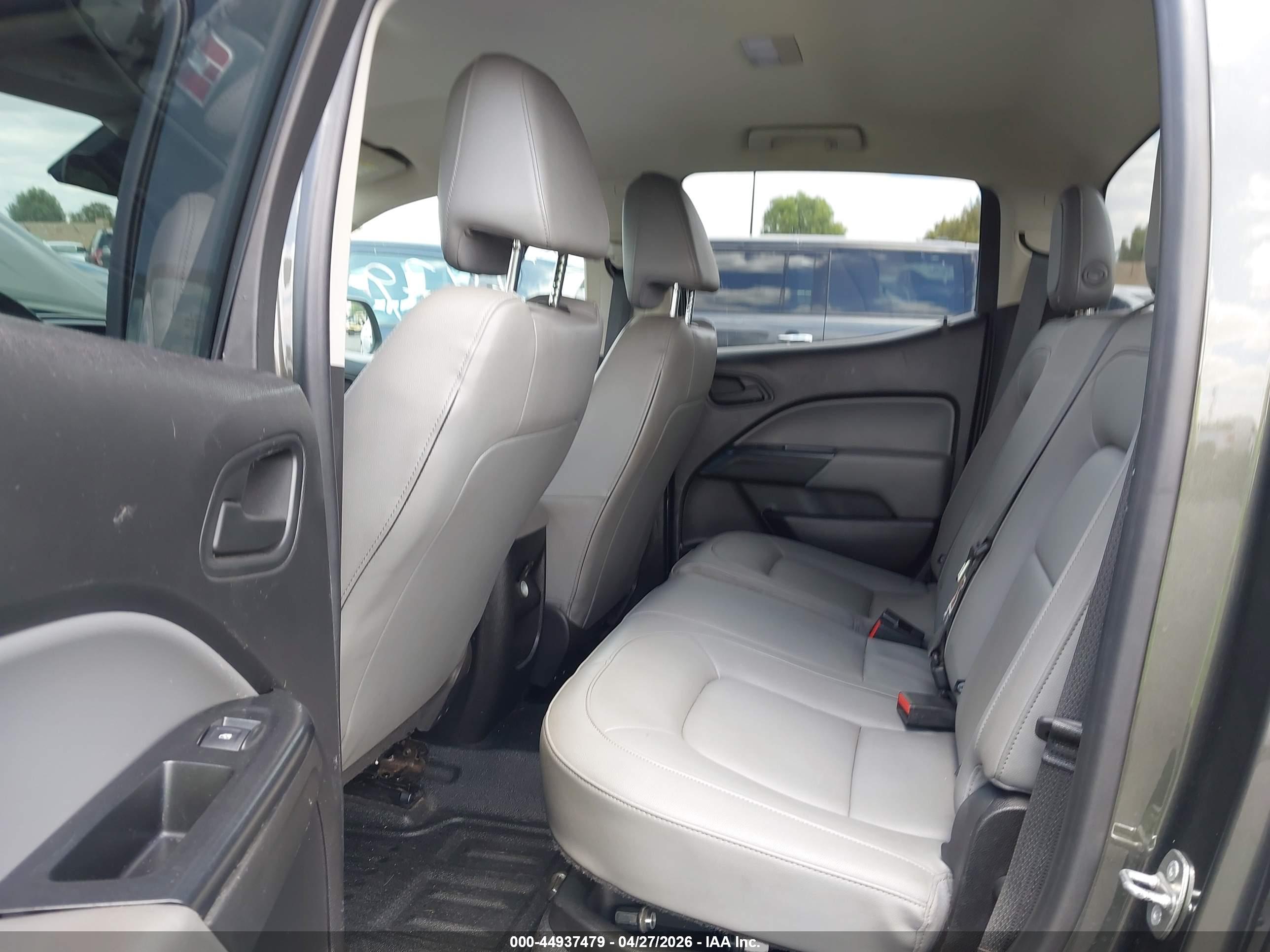 CHEVROLET COLORADO image 8