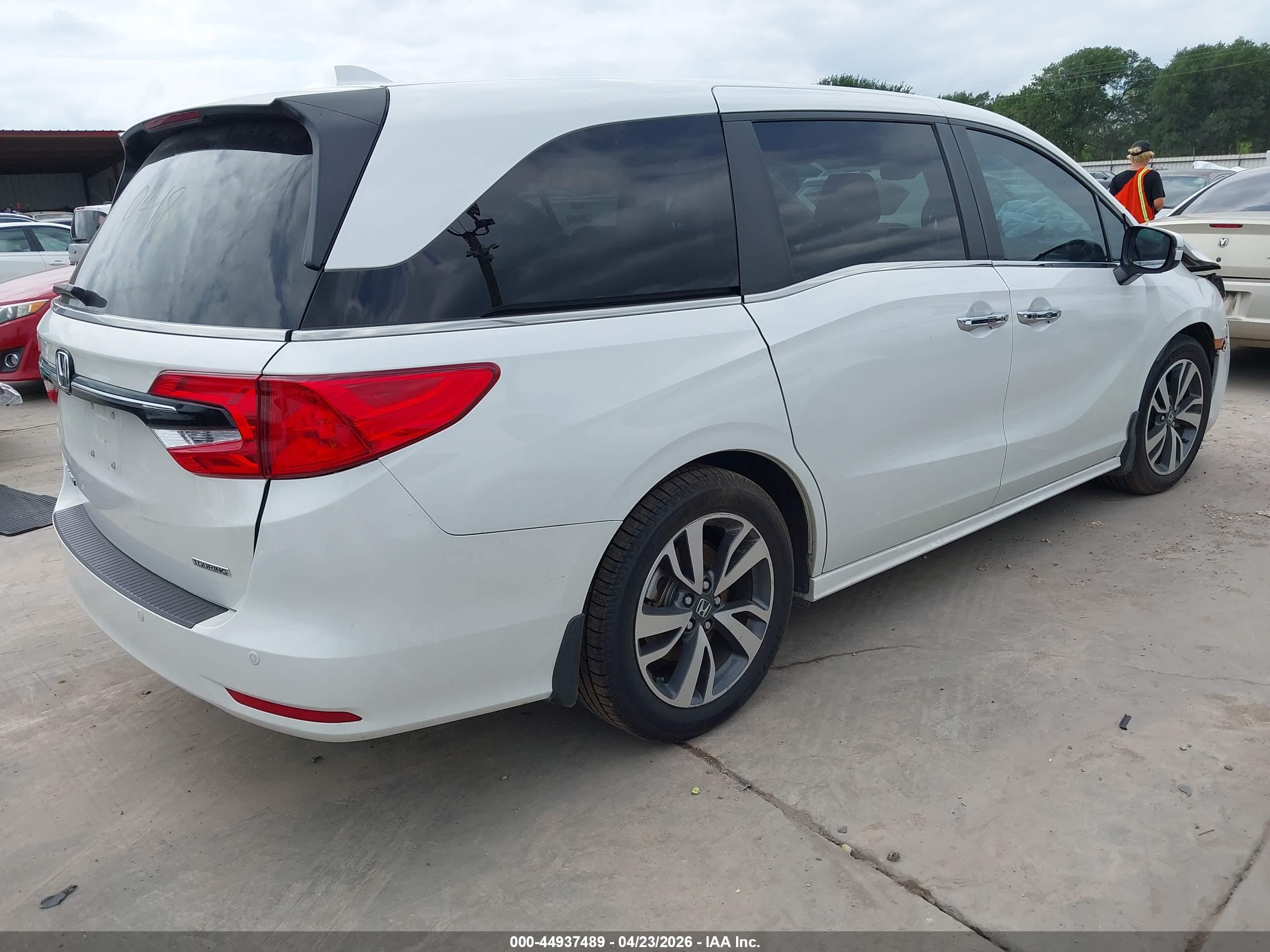 HONDA ODYSSEY image 4