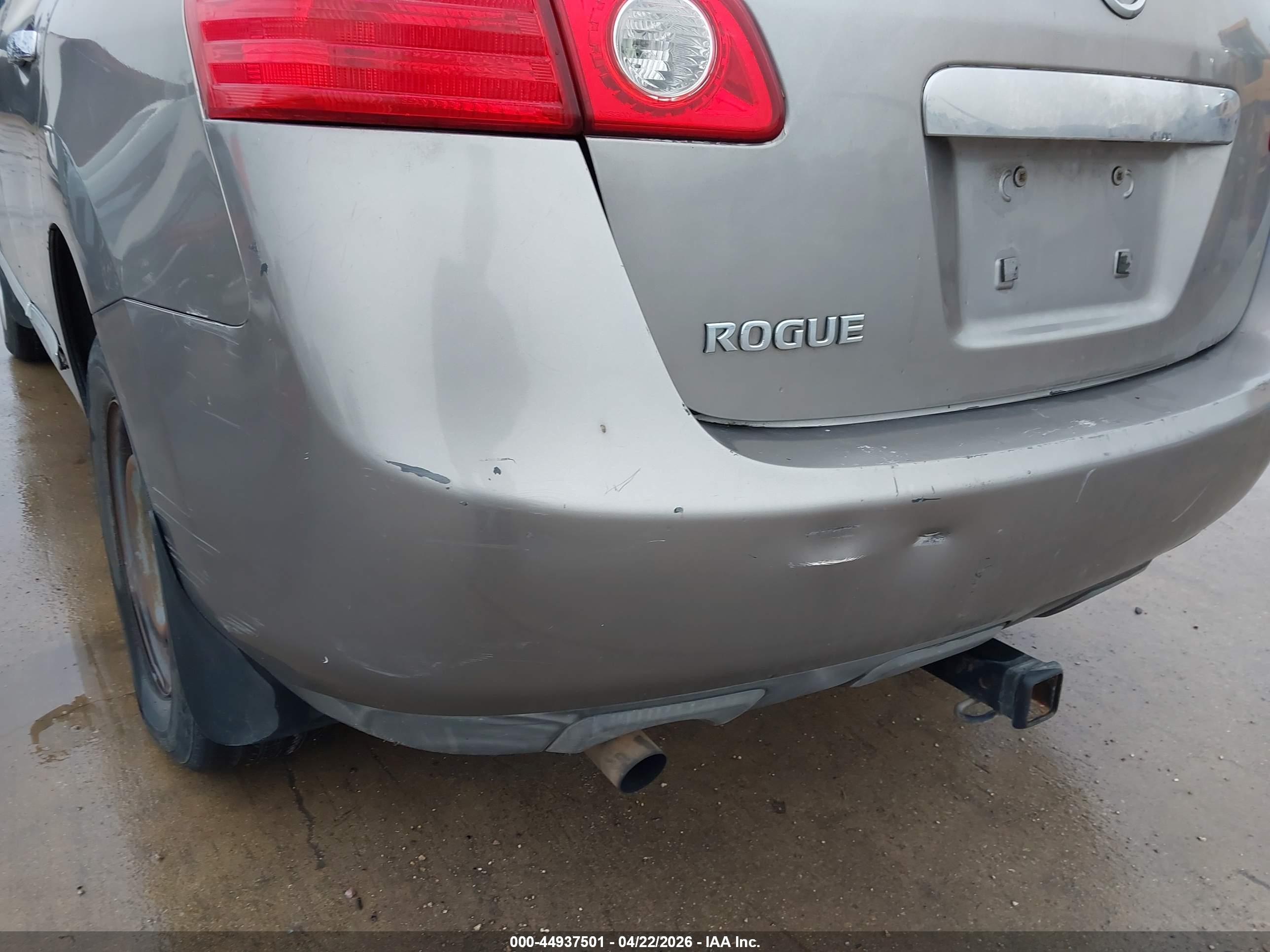 NISSAN ROGUE image 6