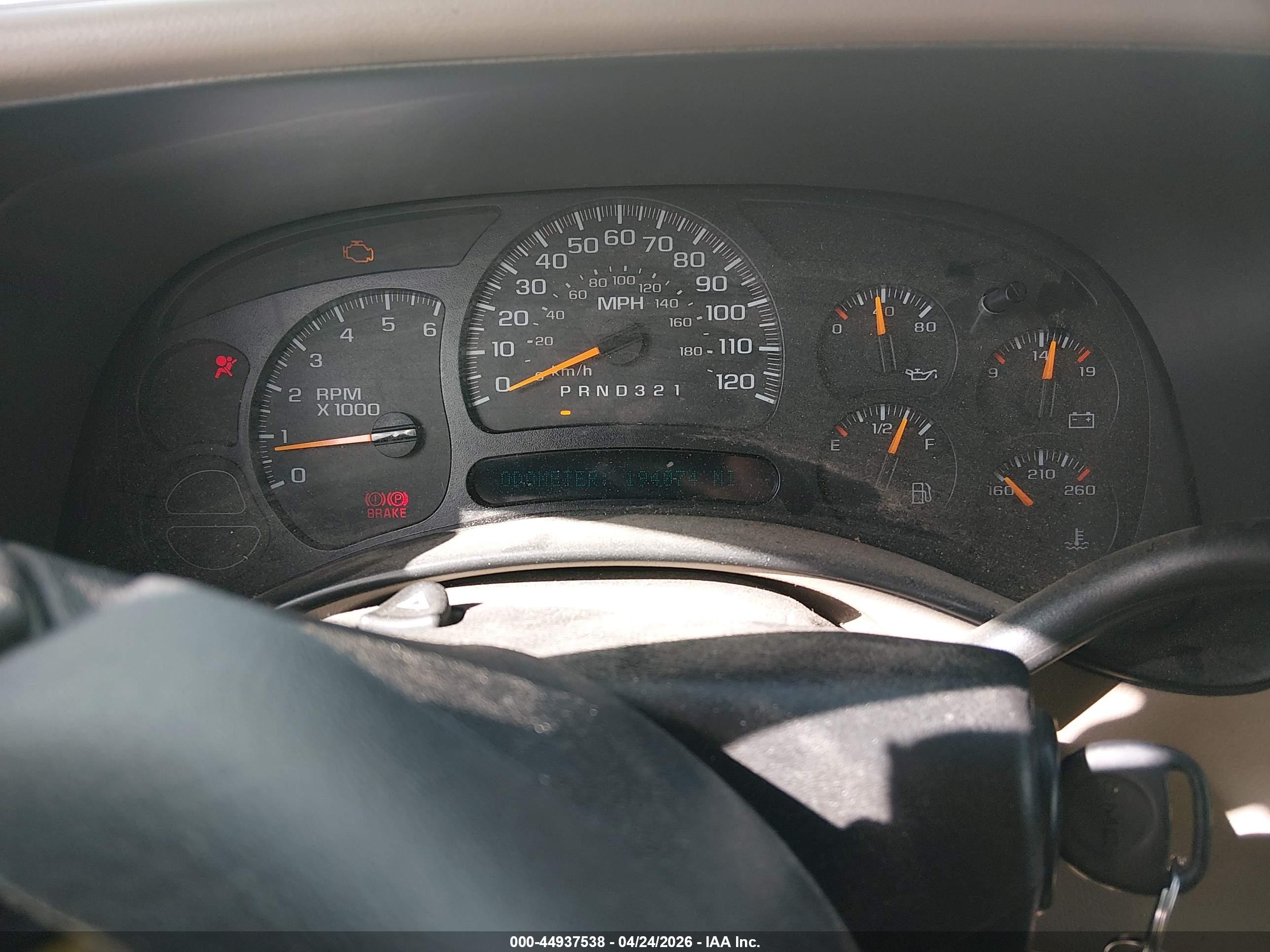 GMC YUKON image 7