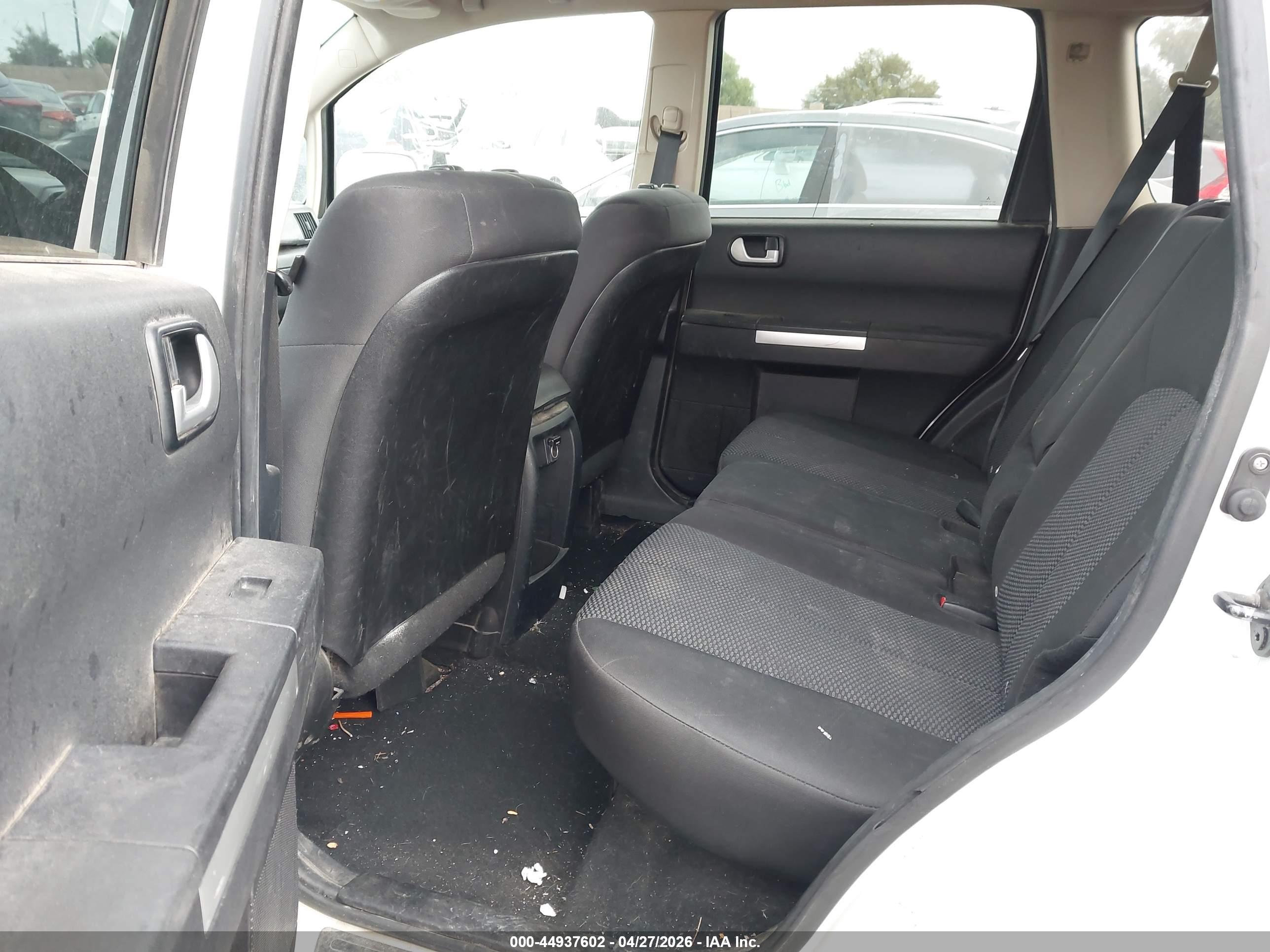 MITSUBISHI ENDEAVOR image 8