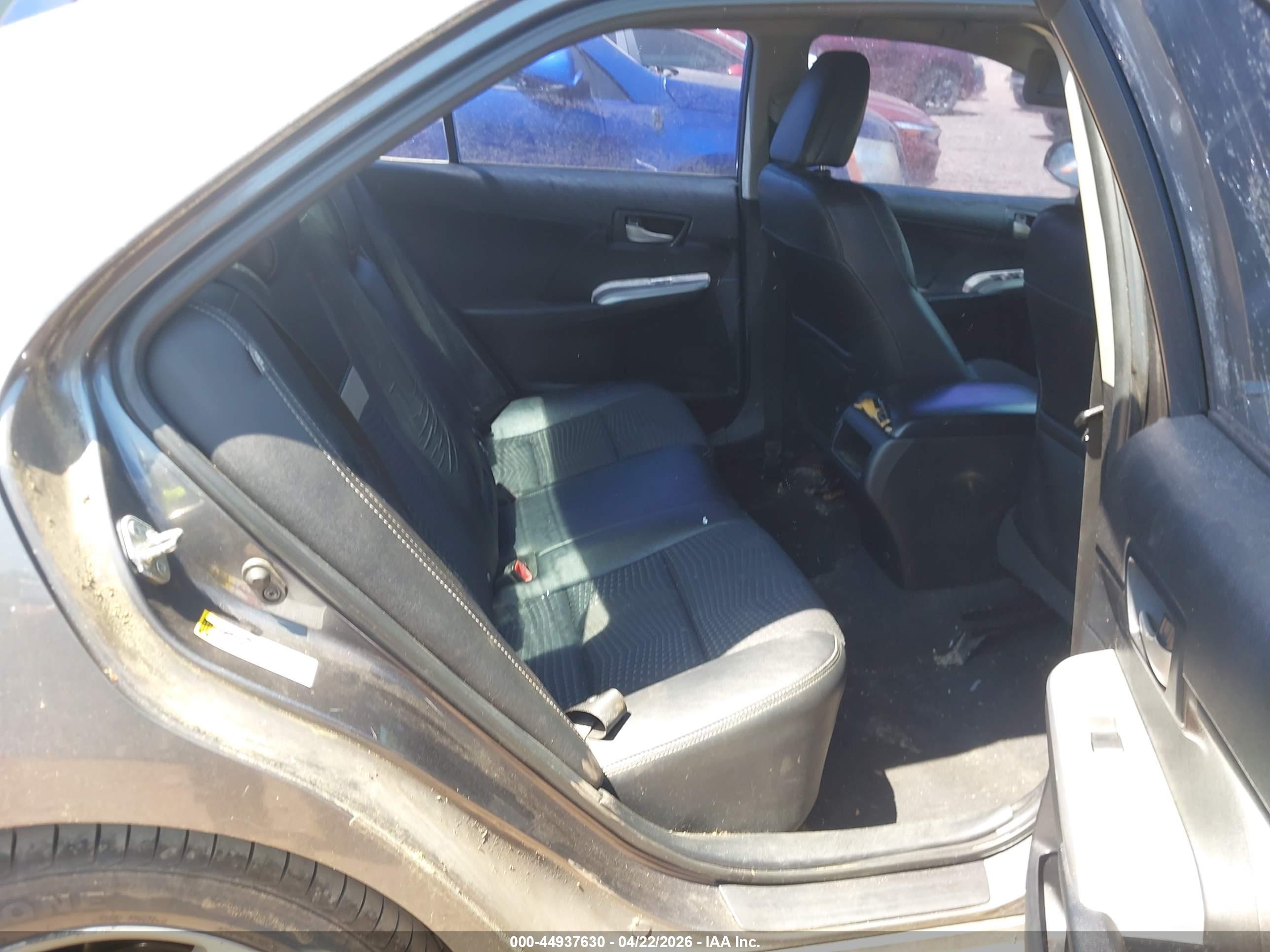 TOYOTA CAMRY image 8