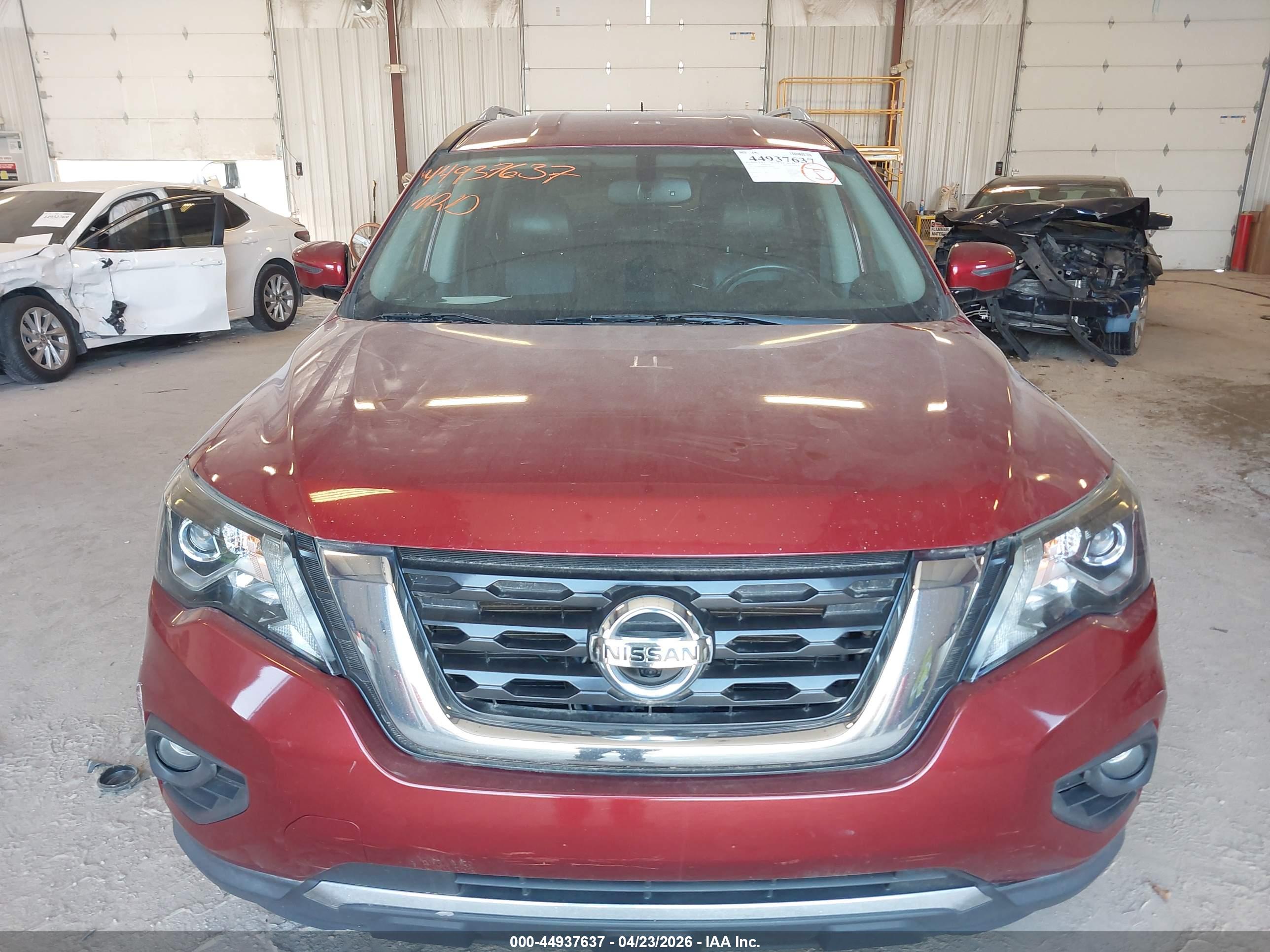 NISSAN PATHFINDER image 6