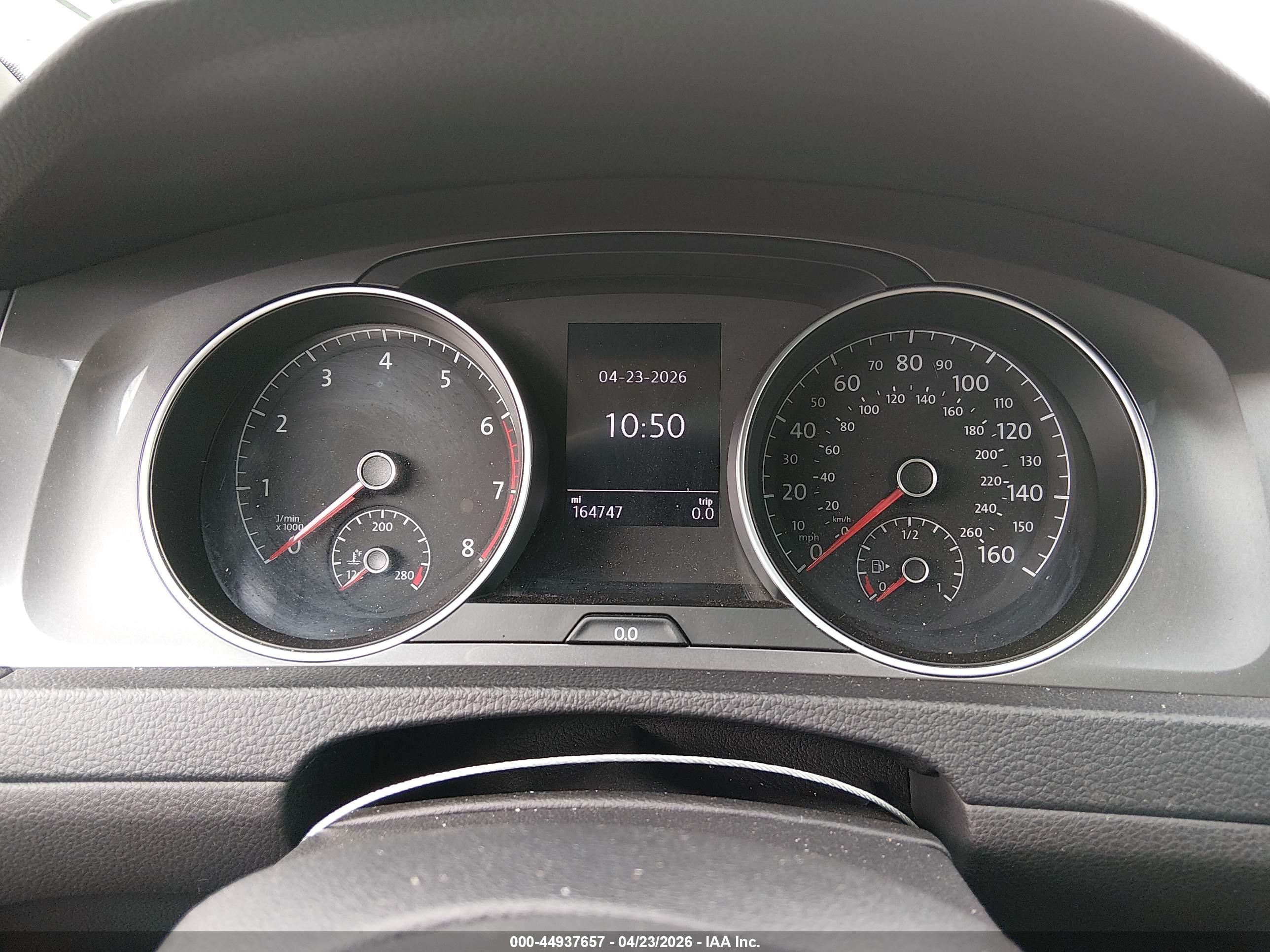 VOLKSWAGEN GOLF image 7