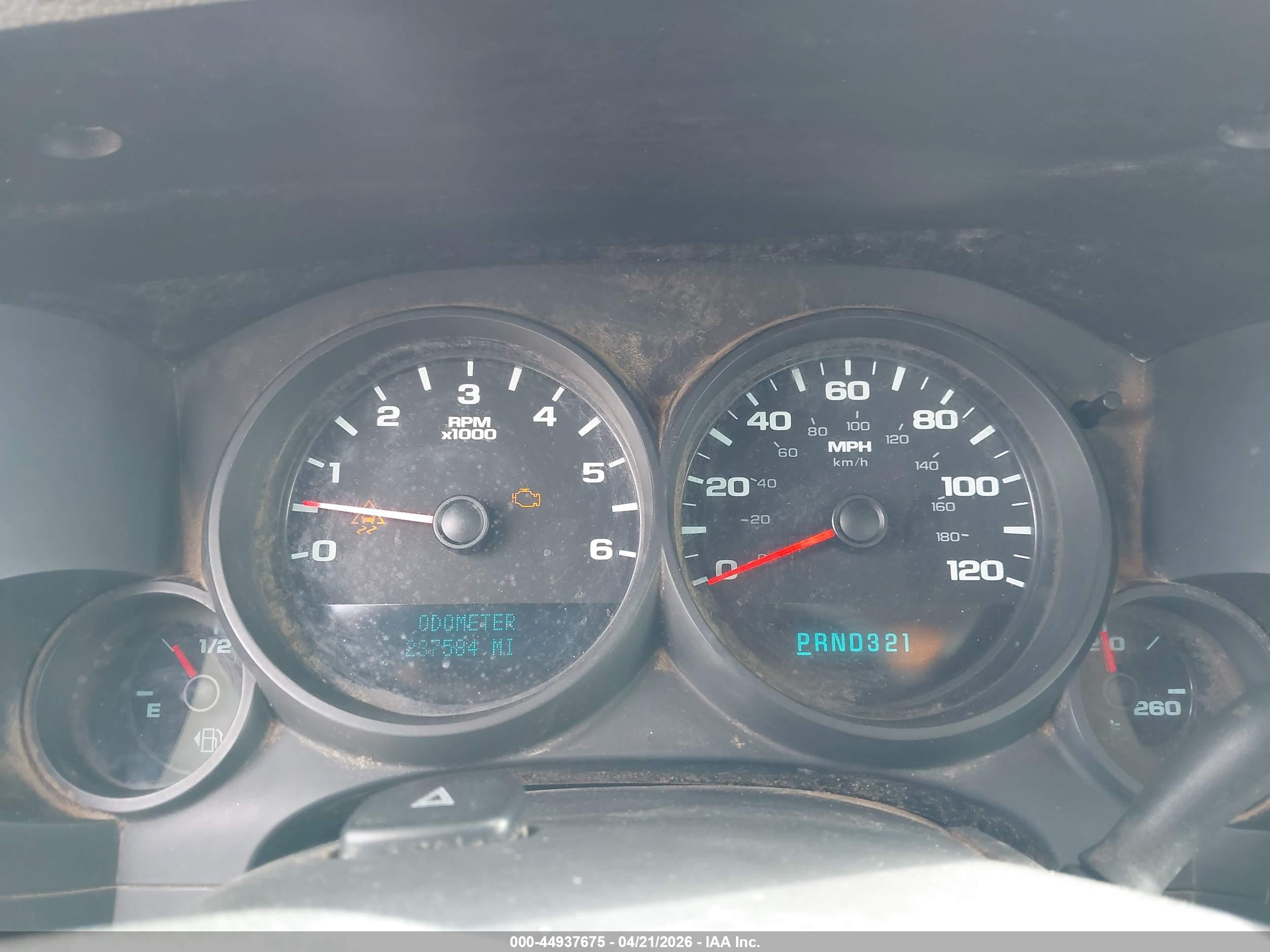 CHEVROLET SILVERADO image 7