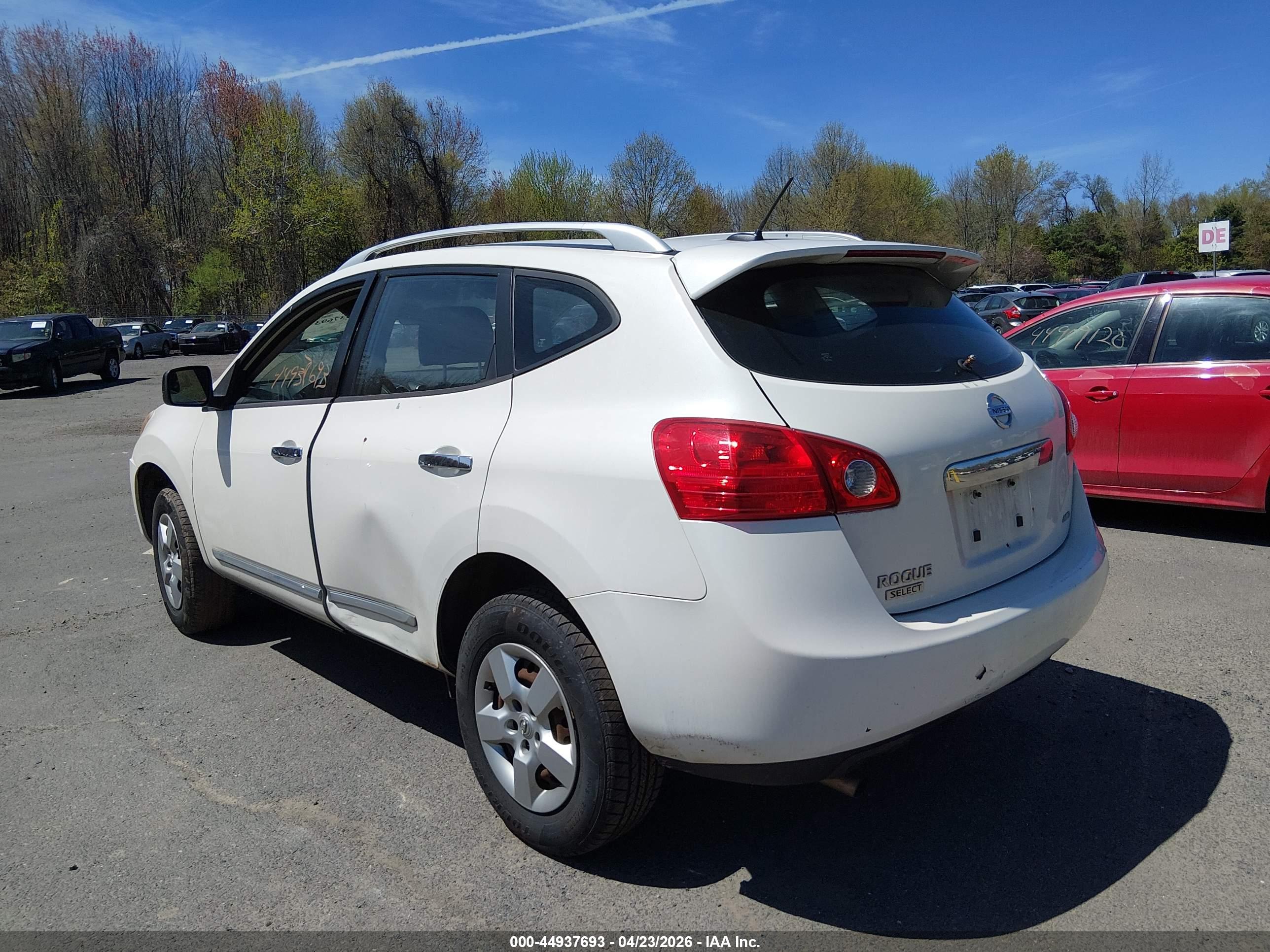 NISSAN ROGUE image 3
