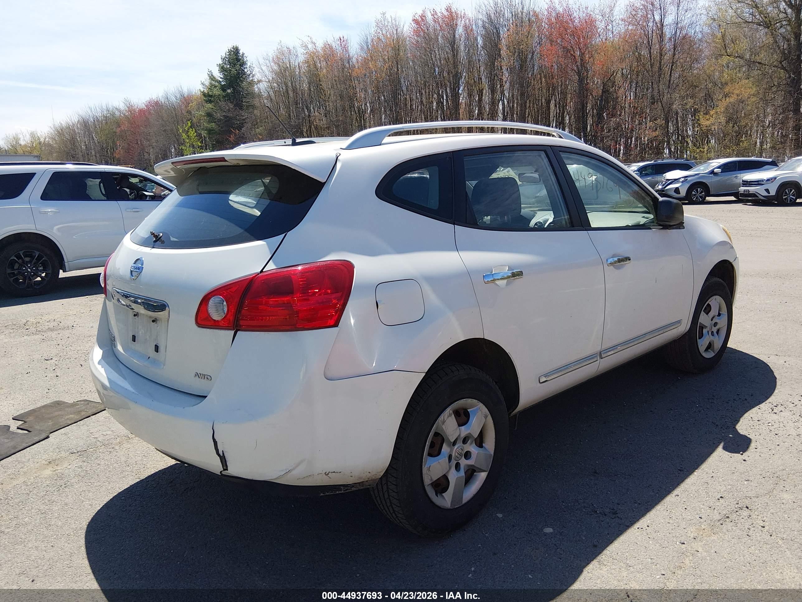 NISSAN ROGUE image 4