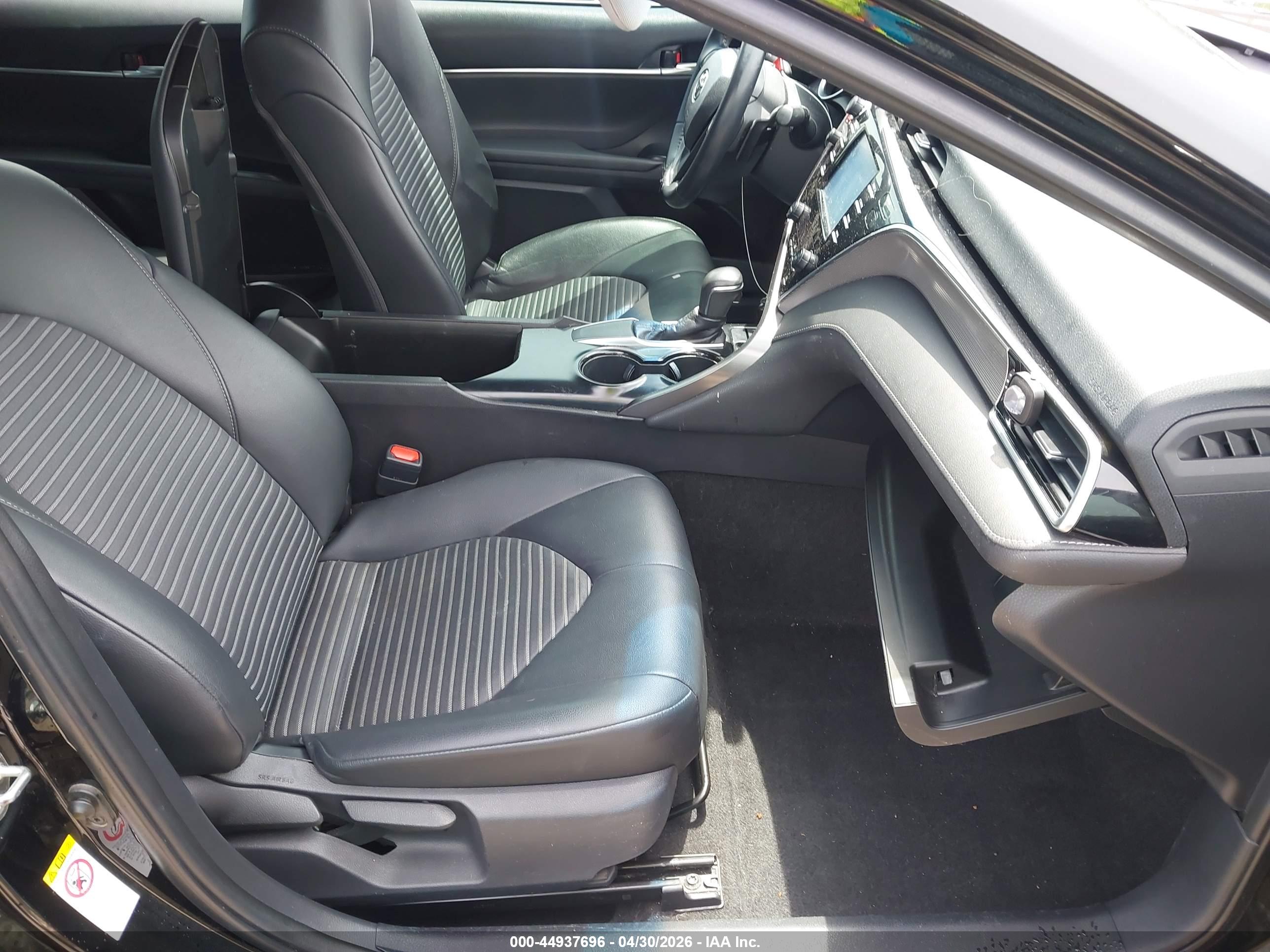 TOYOTA CAMRY image 5