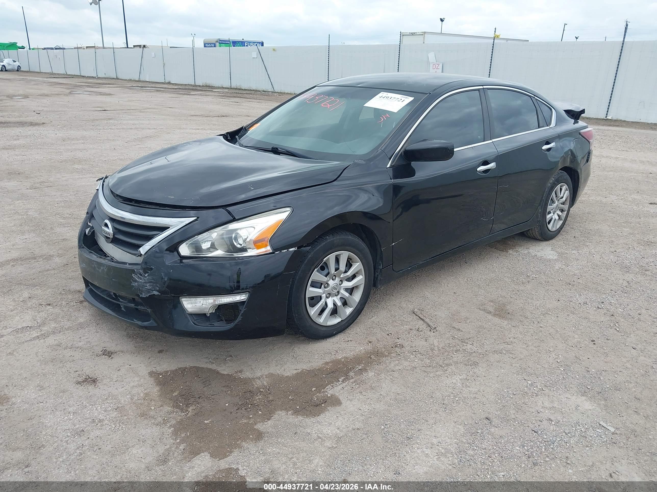 NISSAN ALTIMA image 2