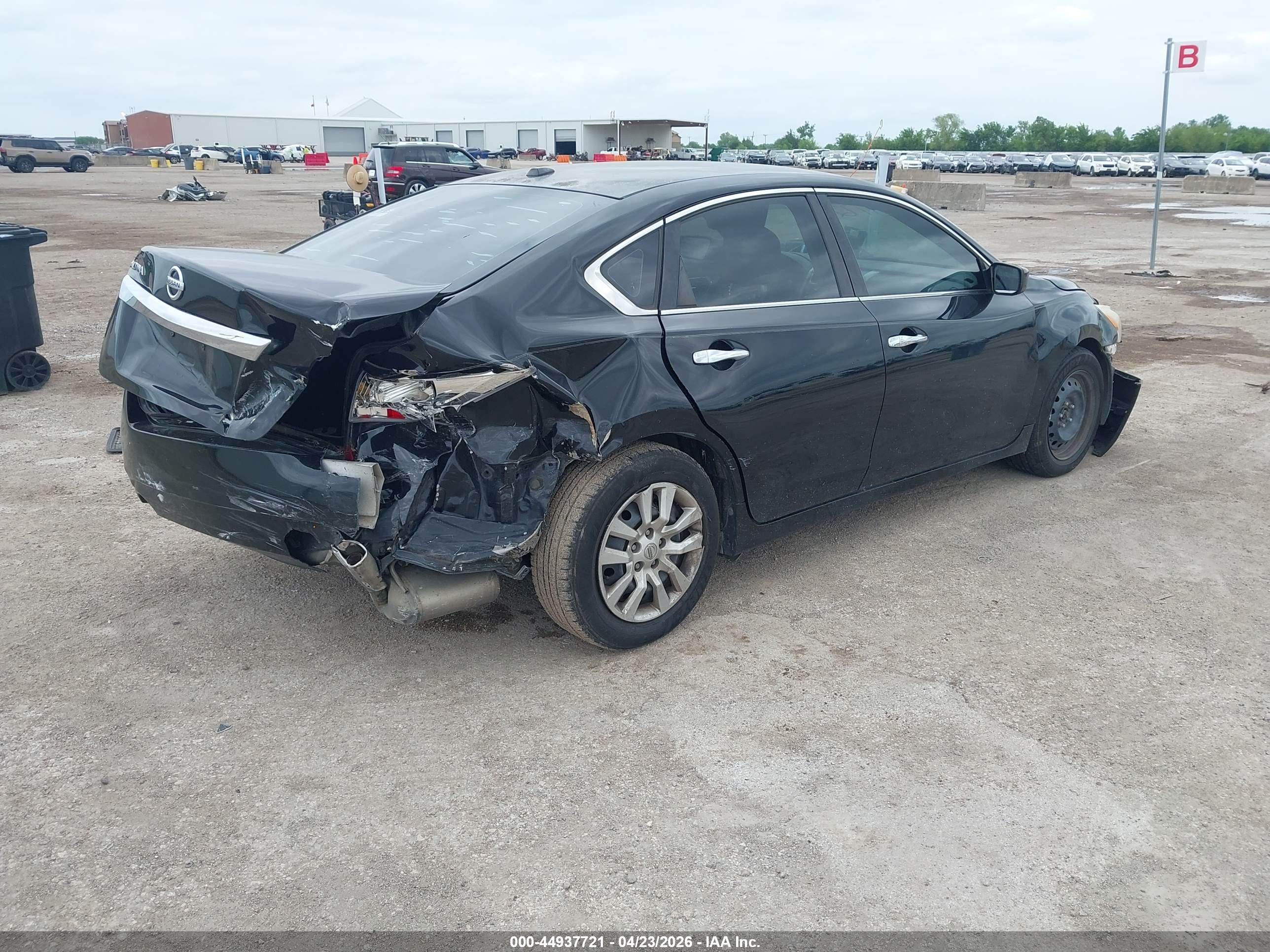 NISSAN ALTIMA image 4