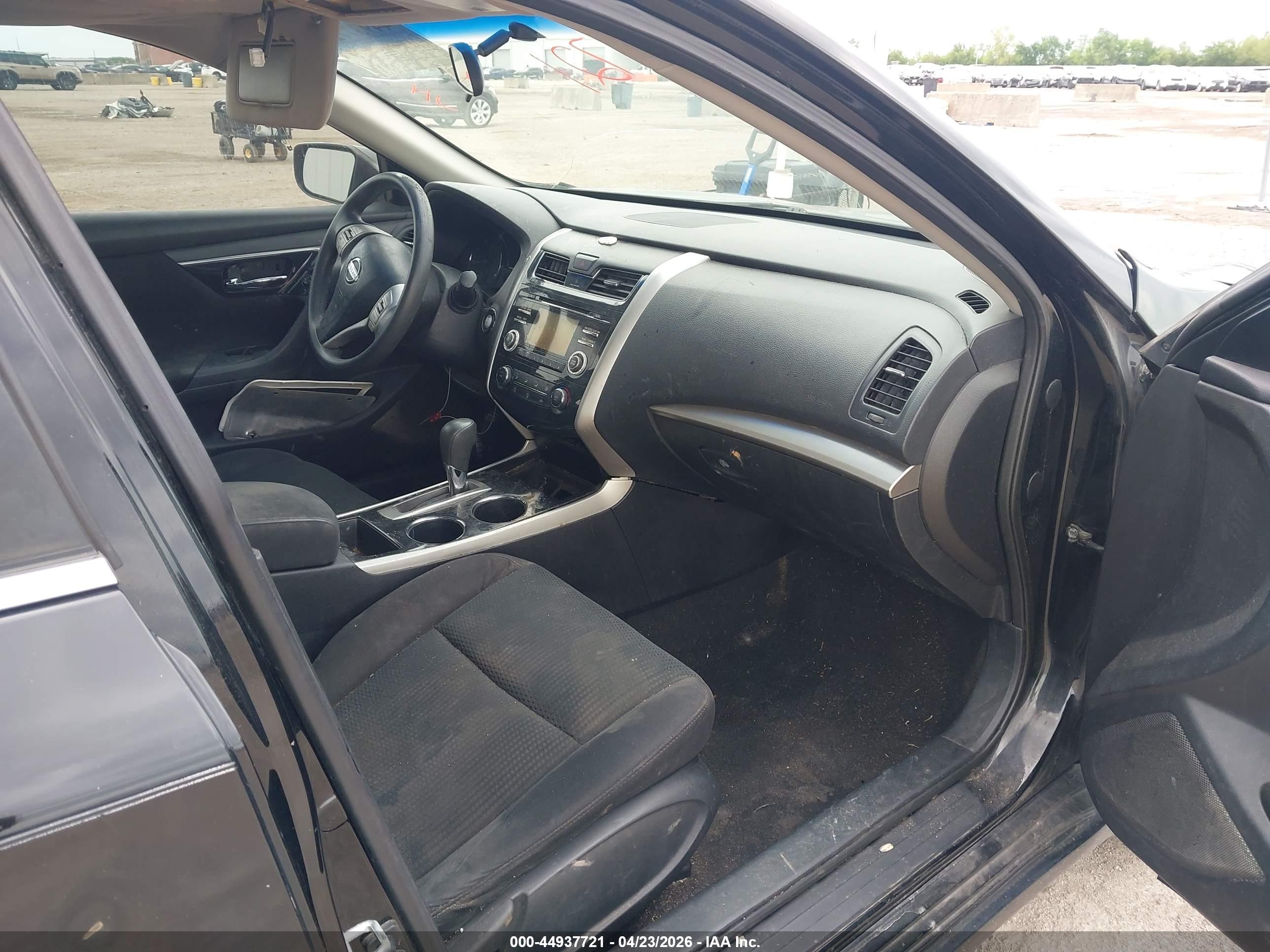 NISSAN ALTIMA image 5