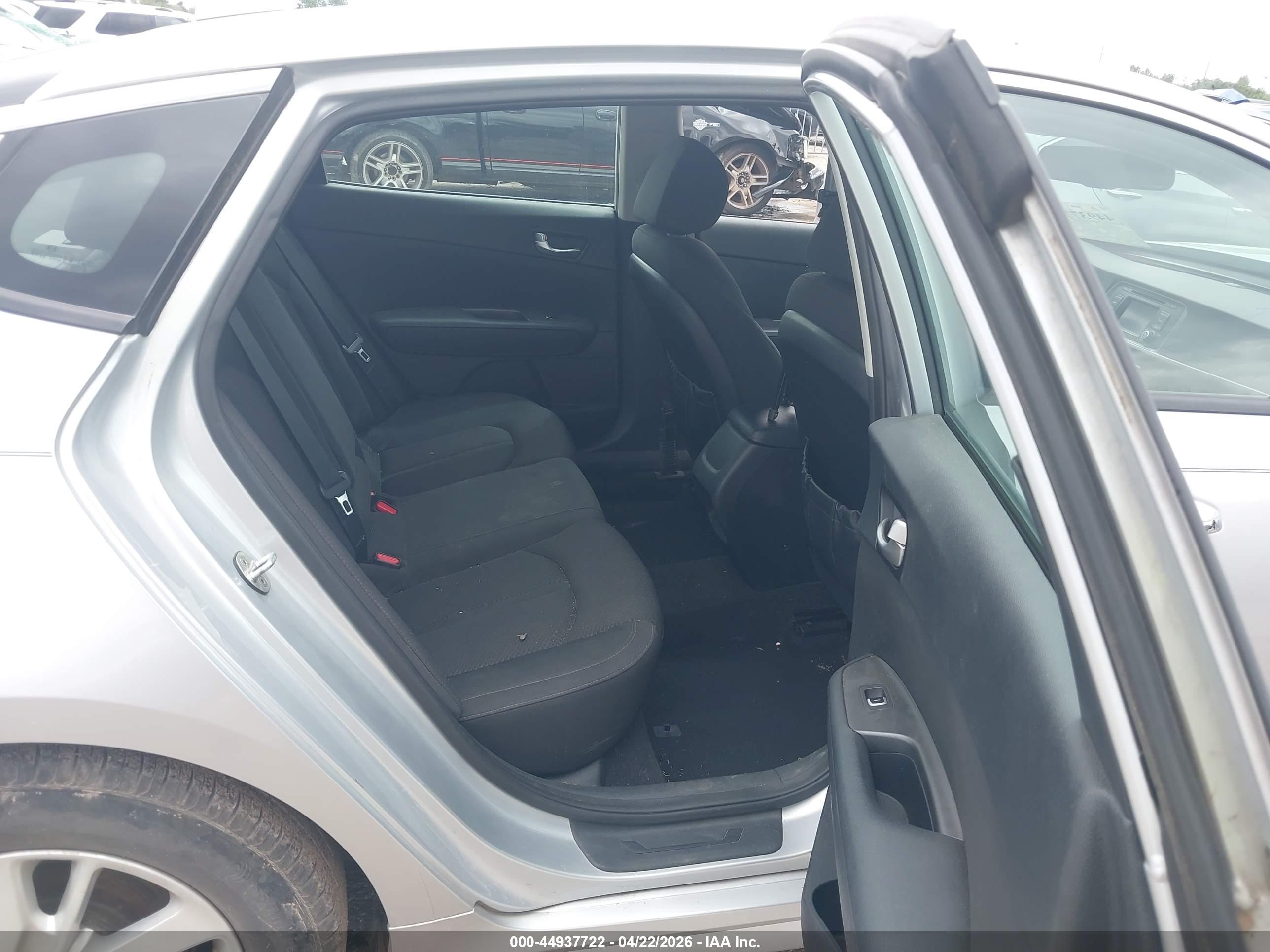 KIA OPTIMA image 8