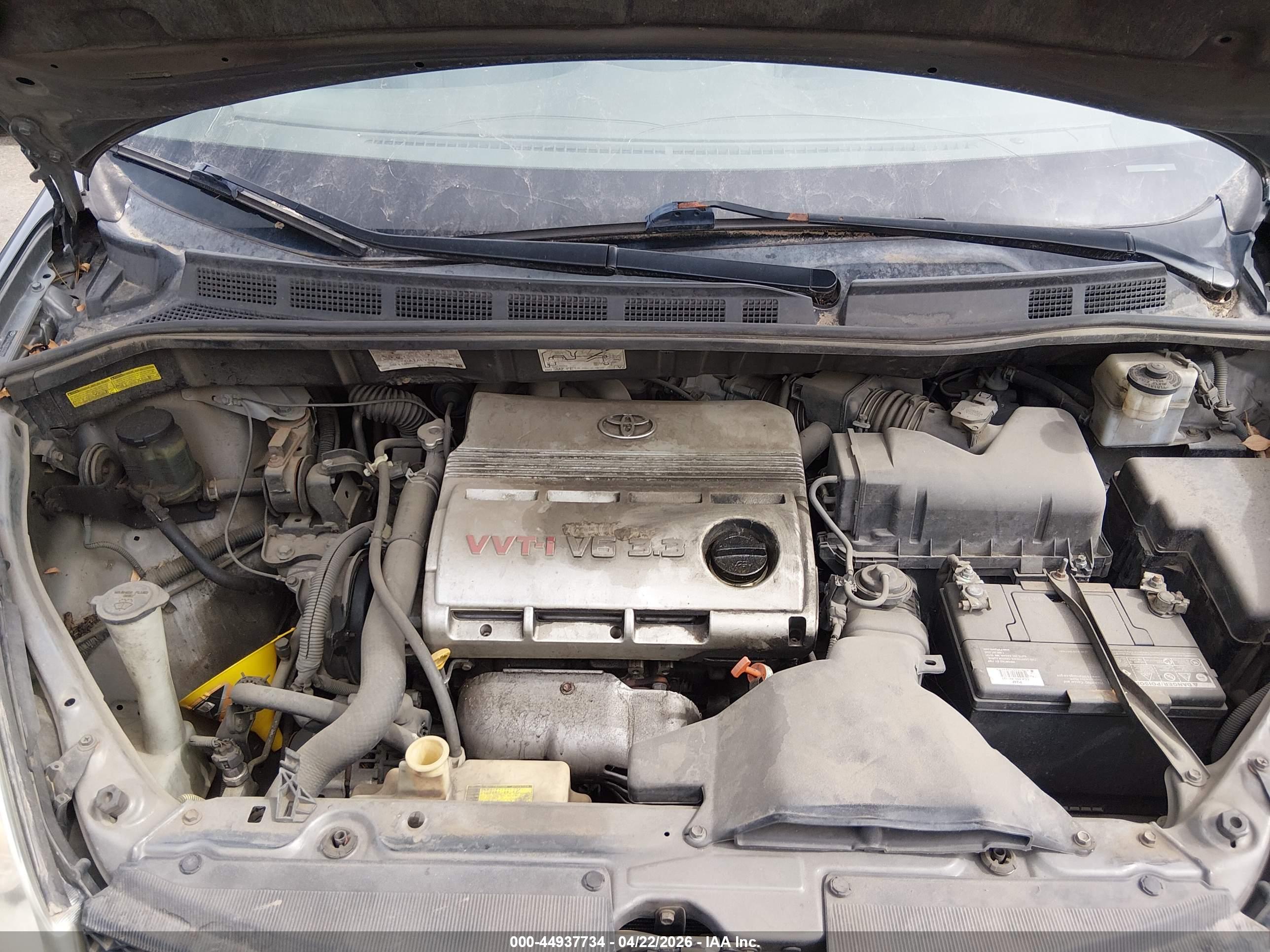 TOYOTA SIENNA image 10