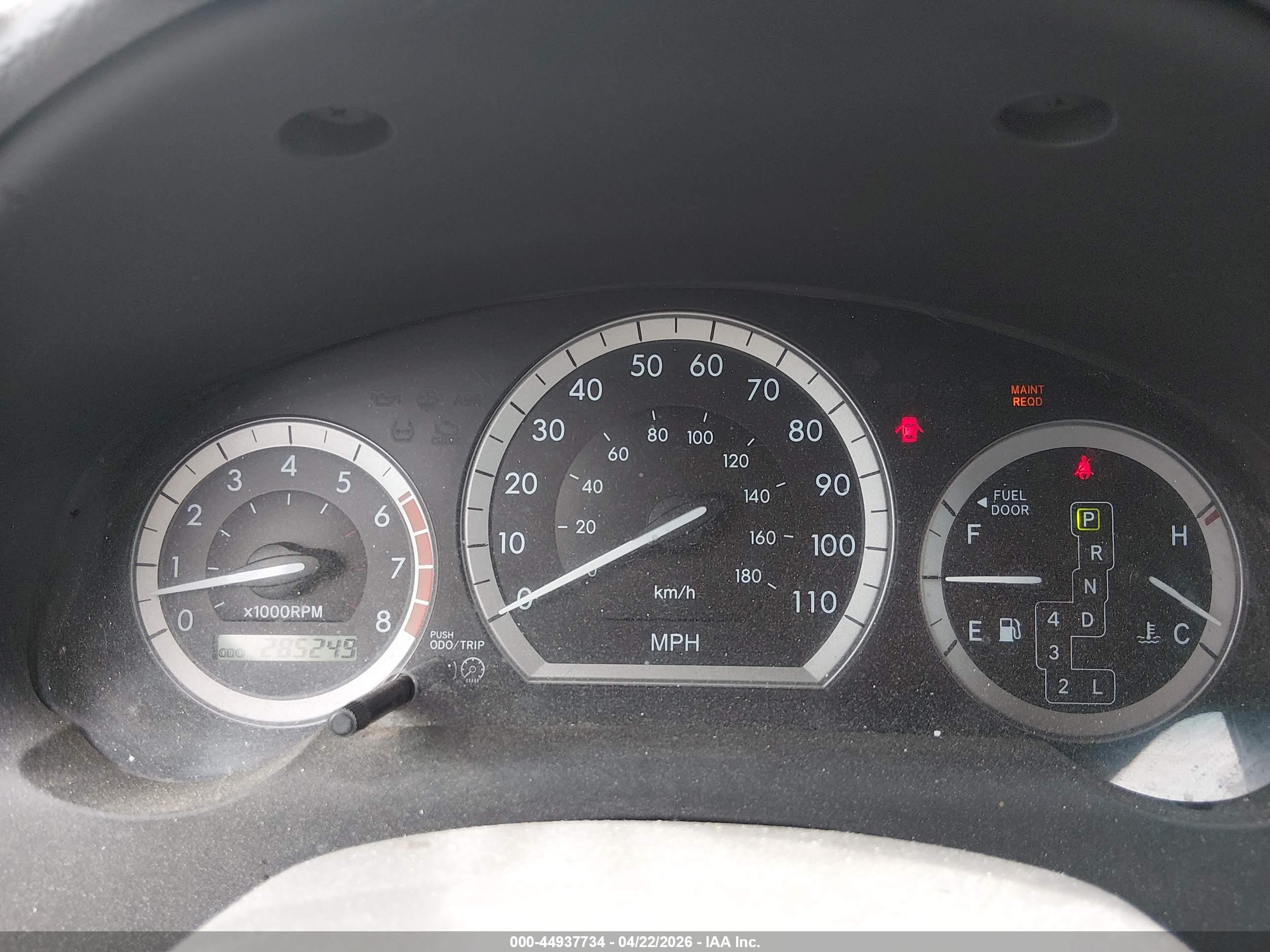 TOYOTA SIENNA image 7