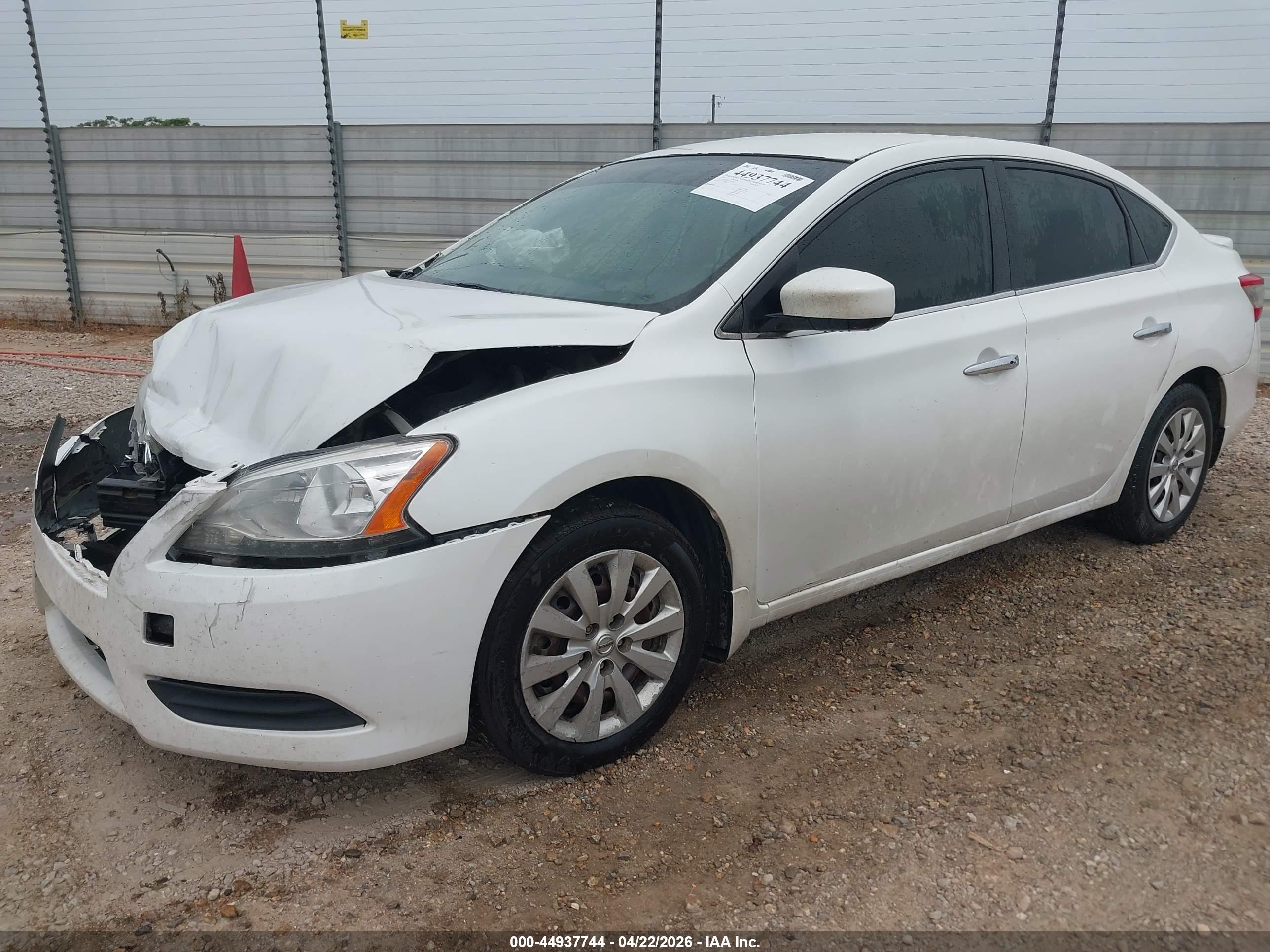 NISSAN SENTRA image 2