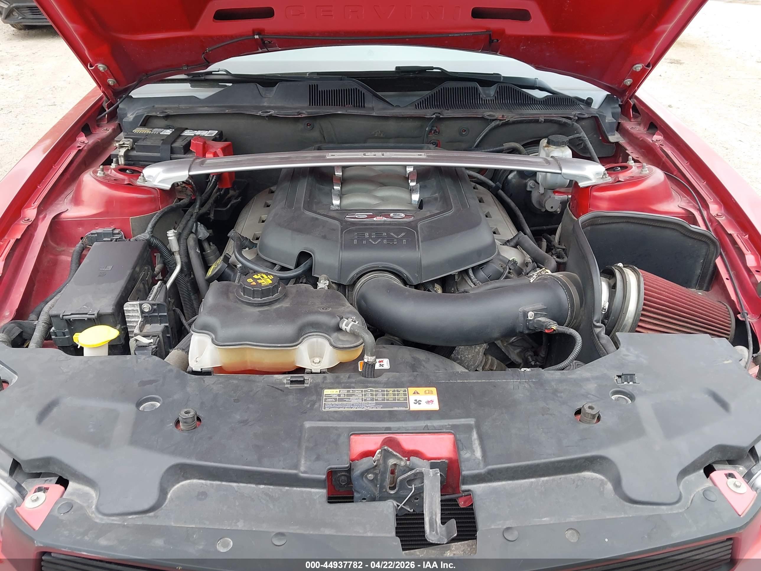 FORD MUSTANG image 10
