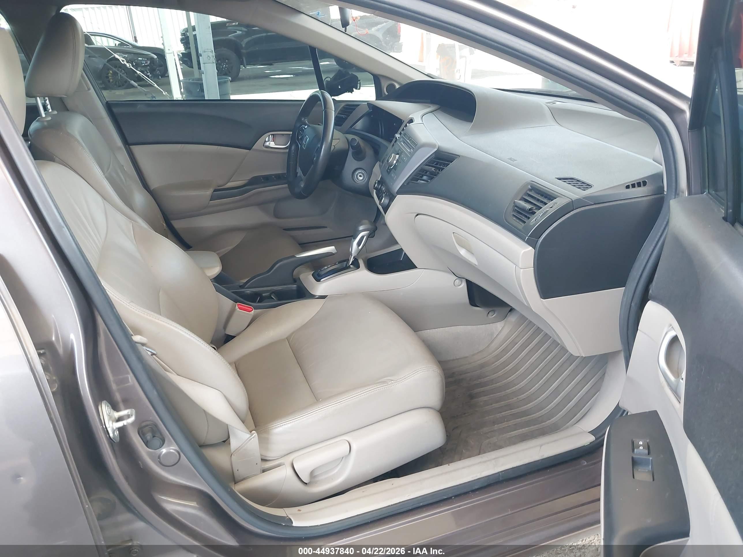 HONDA CIVIC image 5