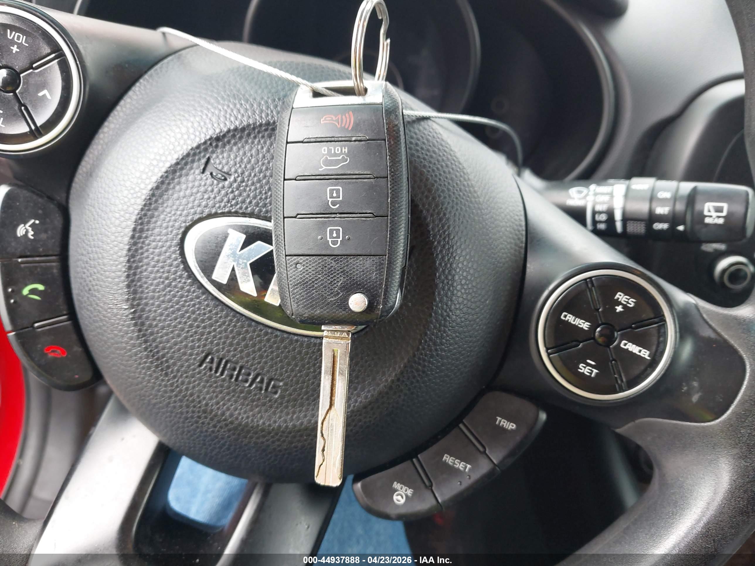 KIA SOUL image 11
