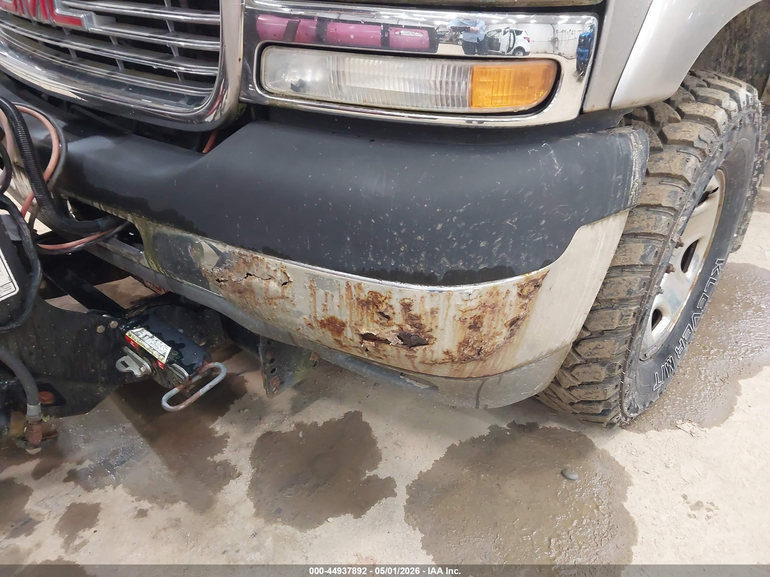 GMC SIERRA image 6