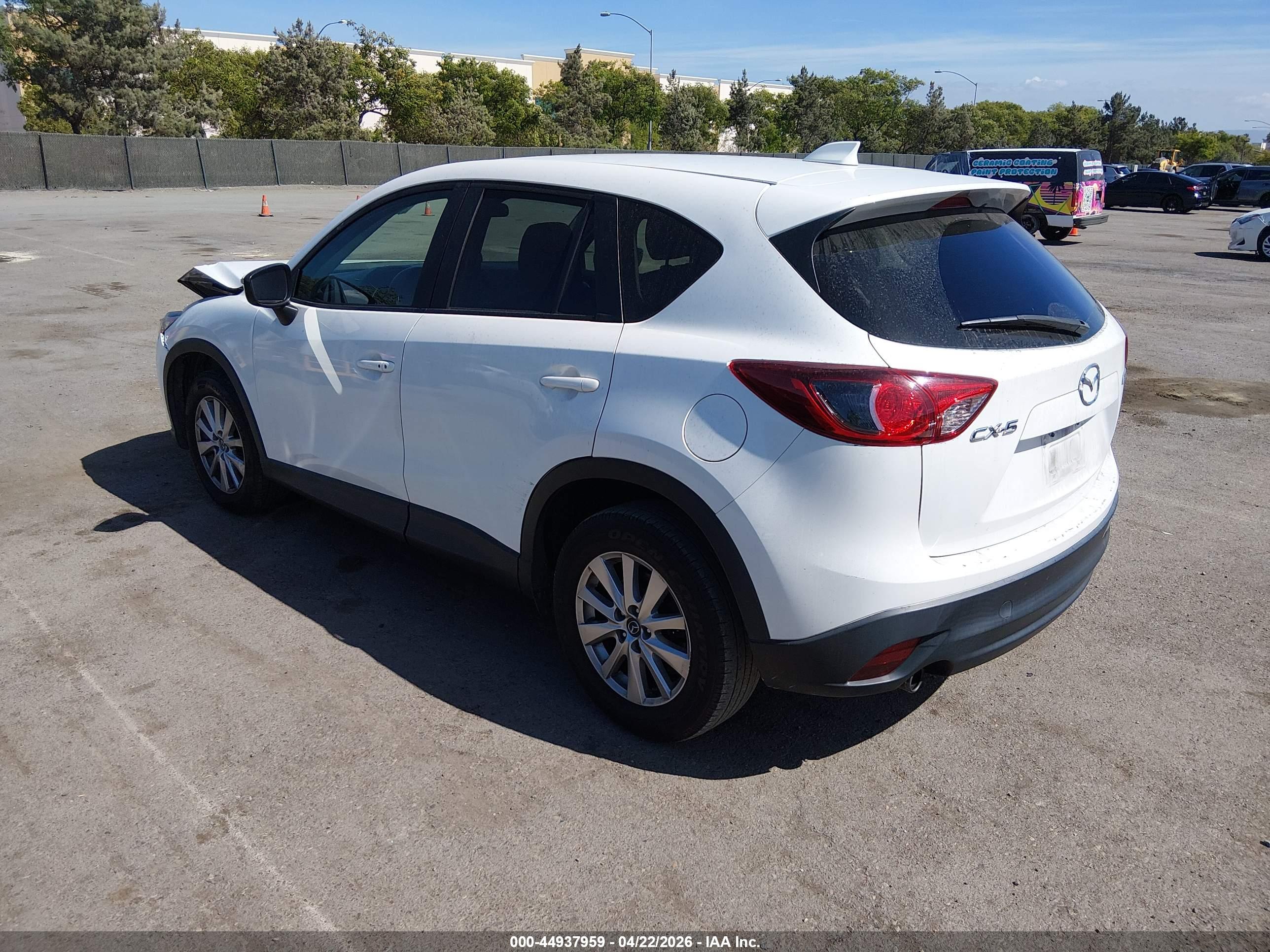 MAZDA CX-5 image 3