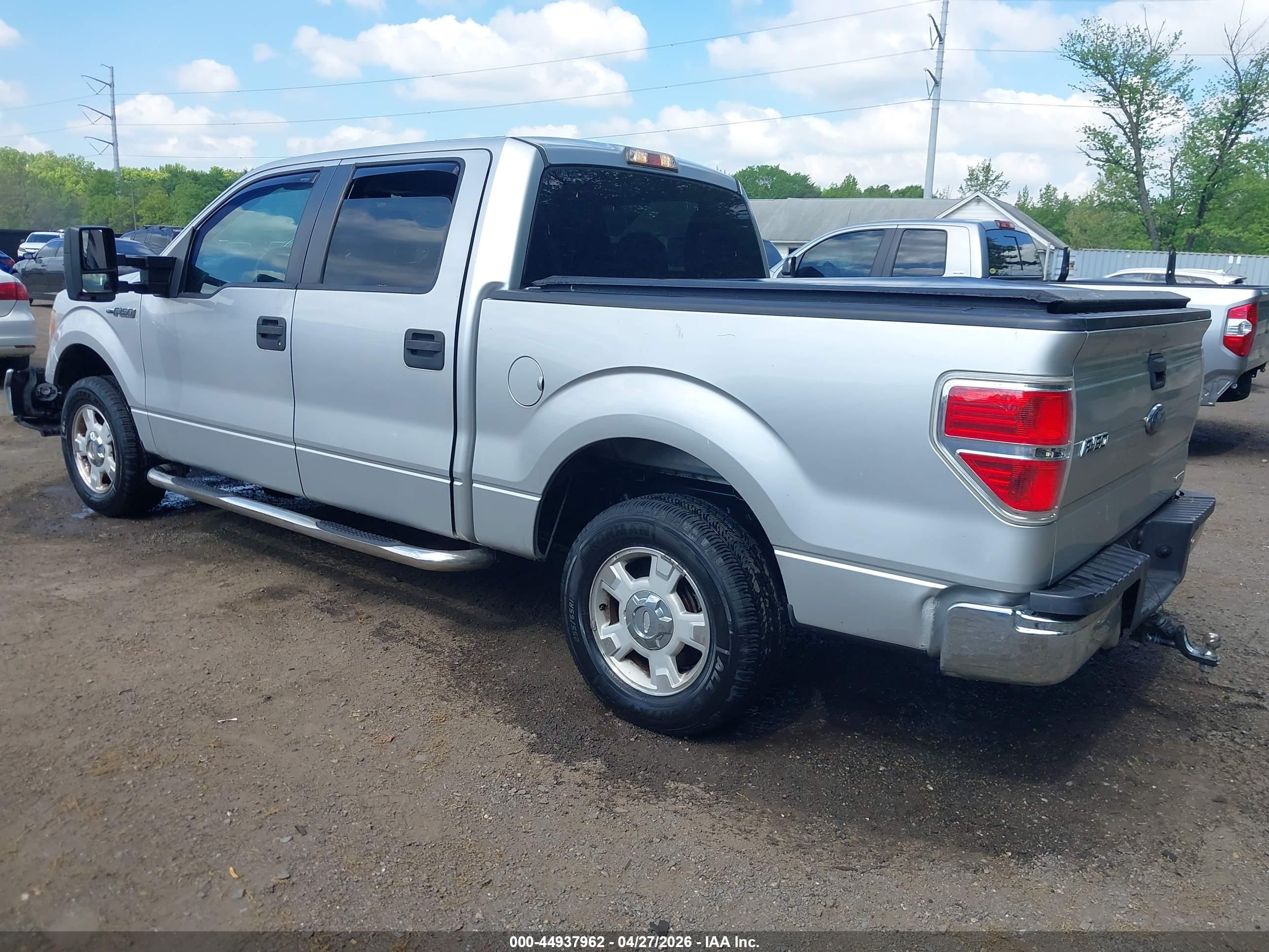 FORD F-150 image 3