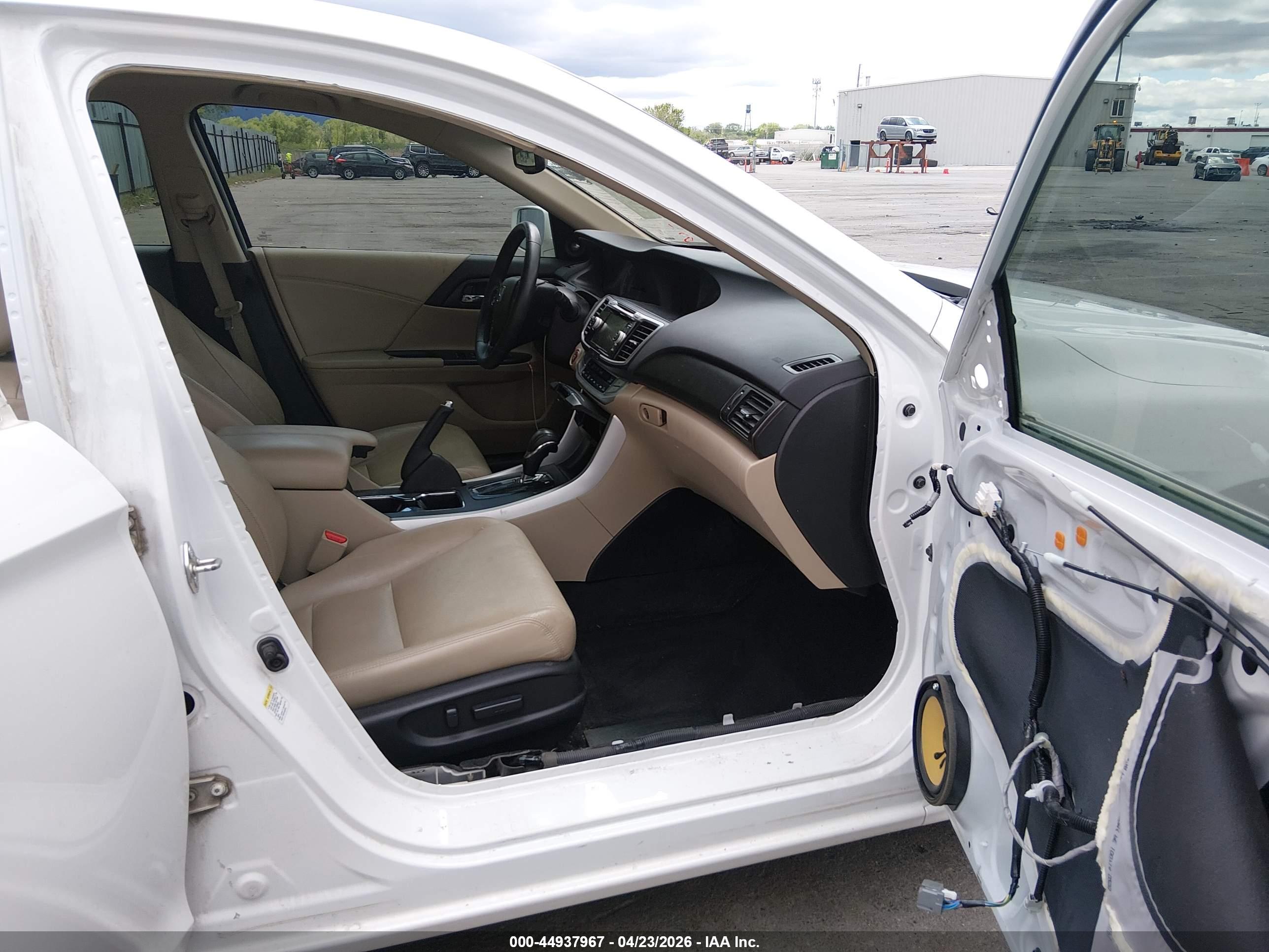 HONDA ACCORD image 5