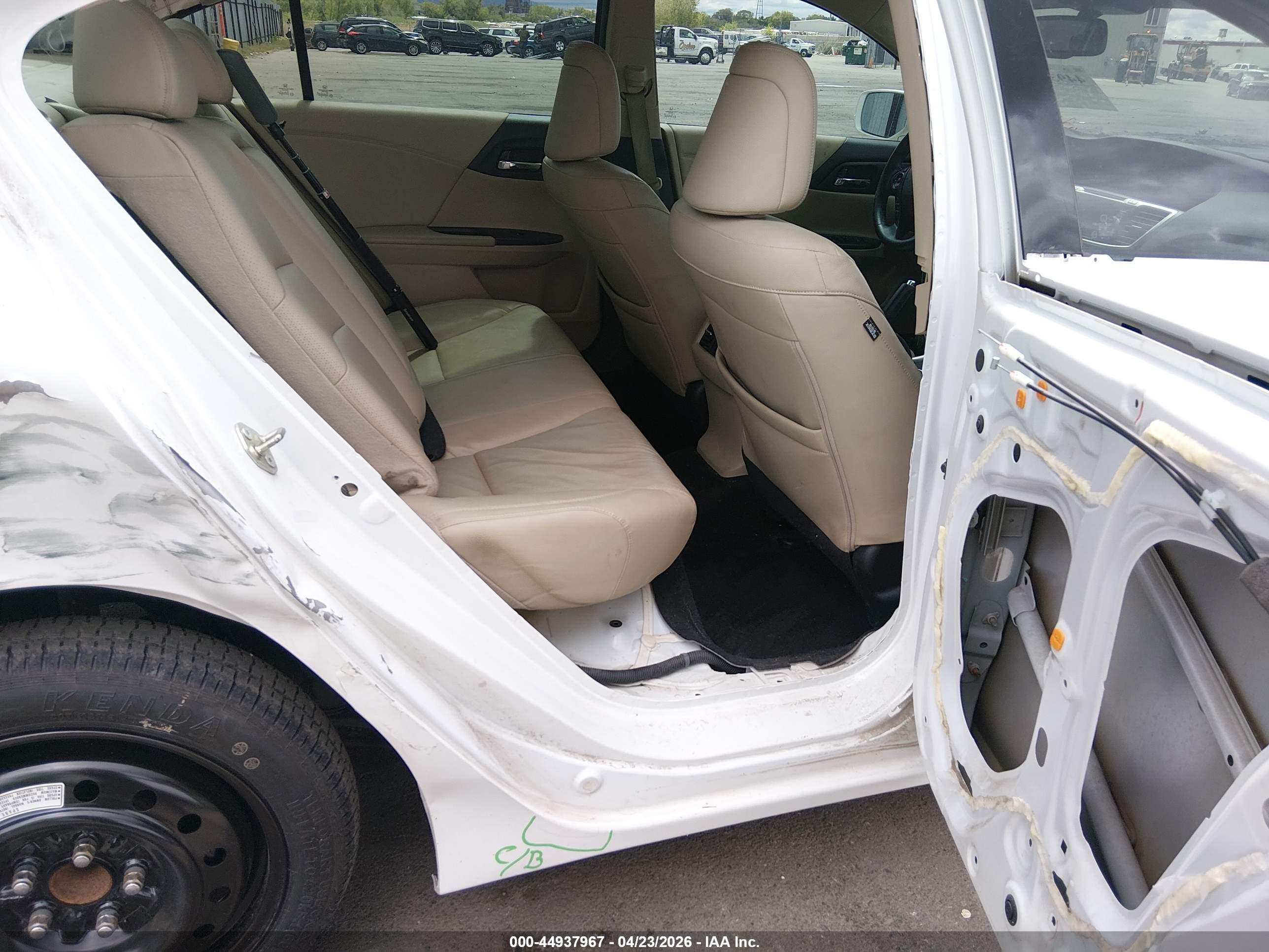 HONDA ACCORD image 8