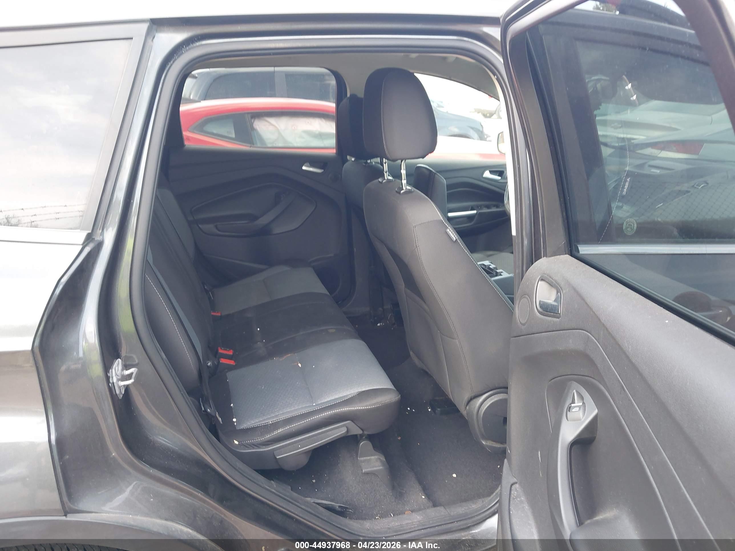 FORD ESCAPE image 8