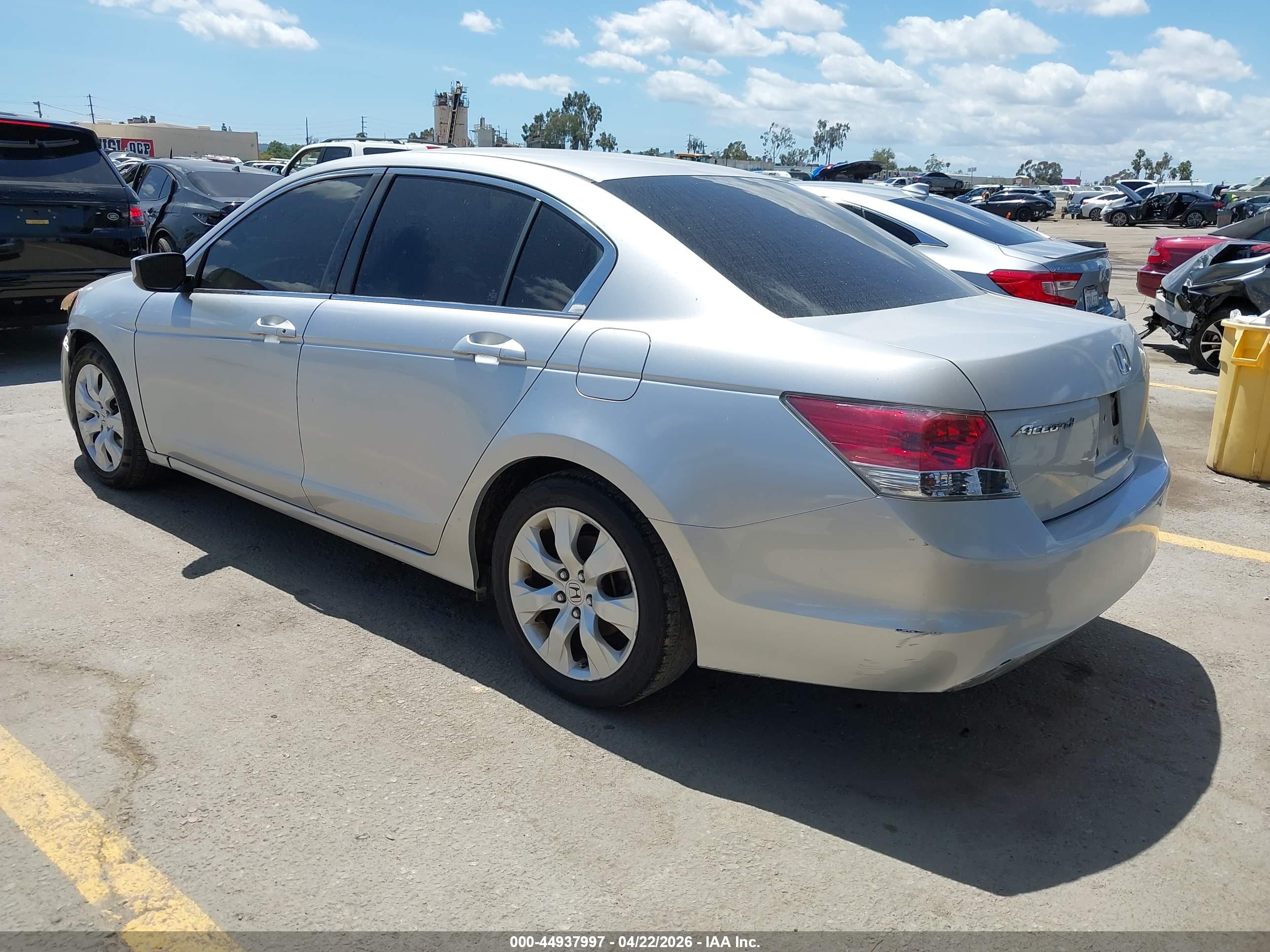 HONDA ACCORD image 3