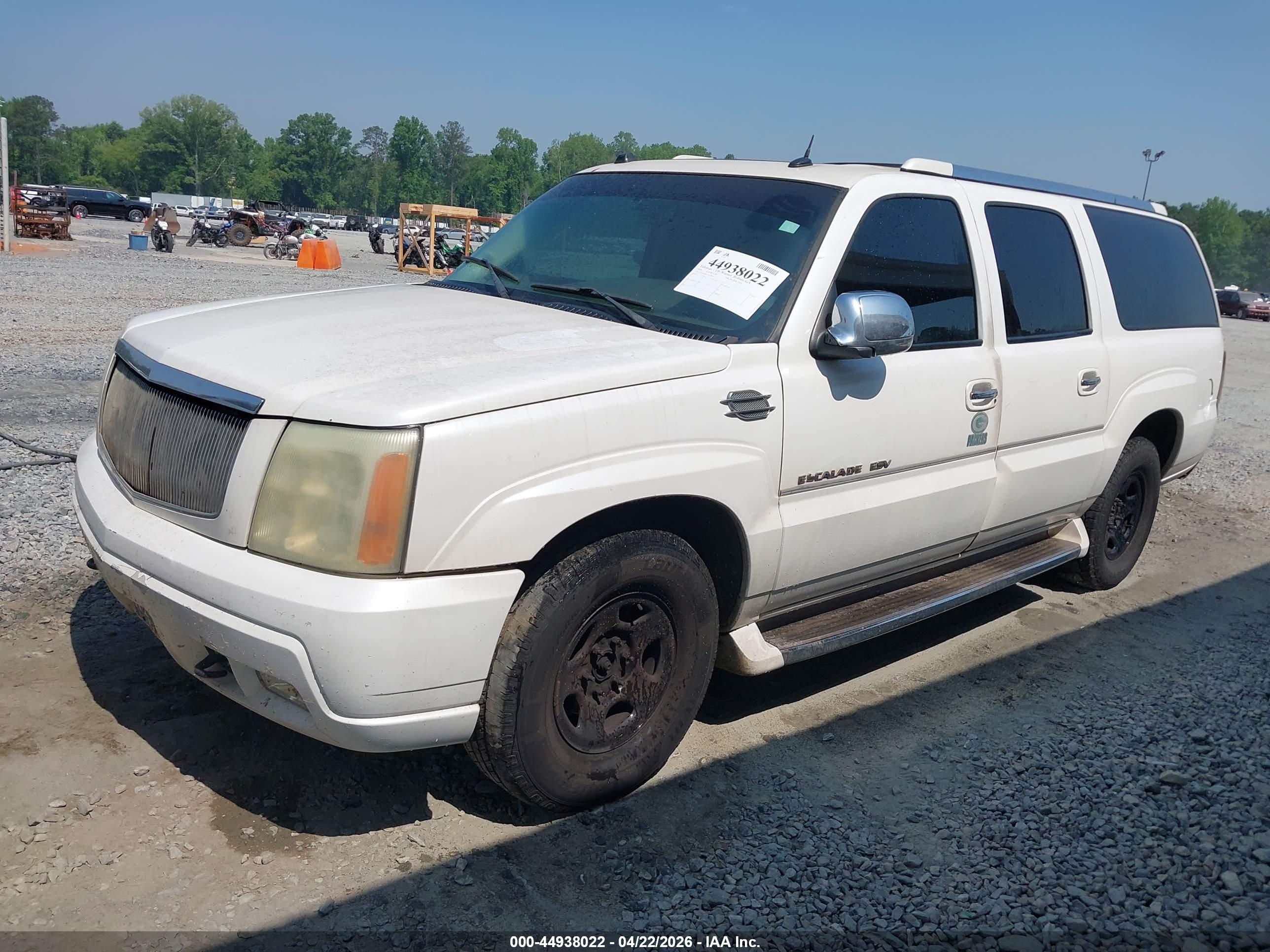 CADILLAC ESCALADE image 2