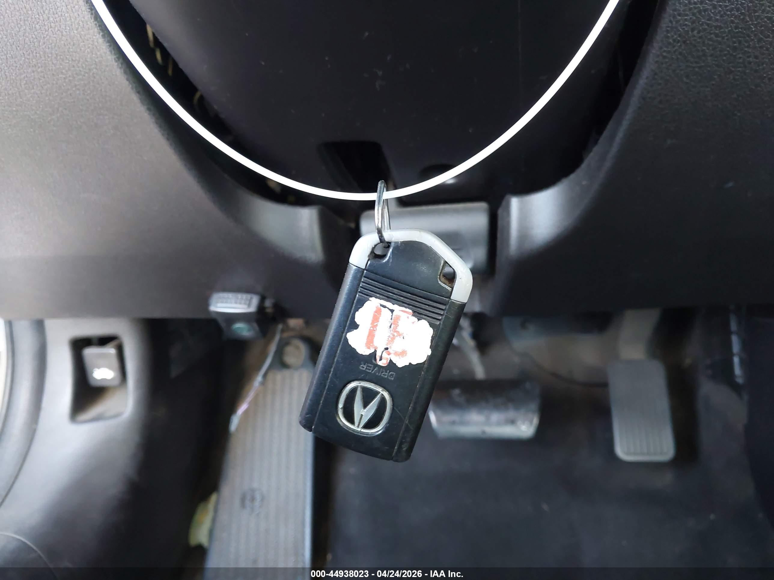 ACURA ILX image 11
