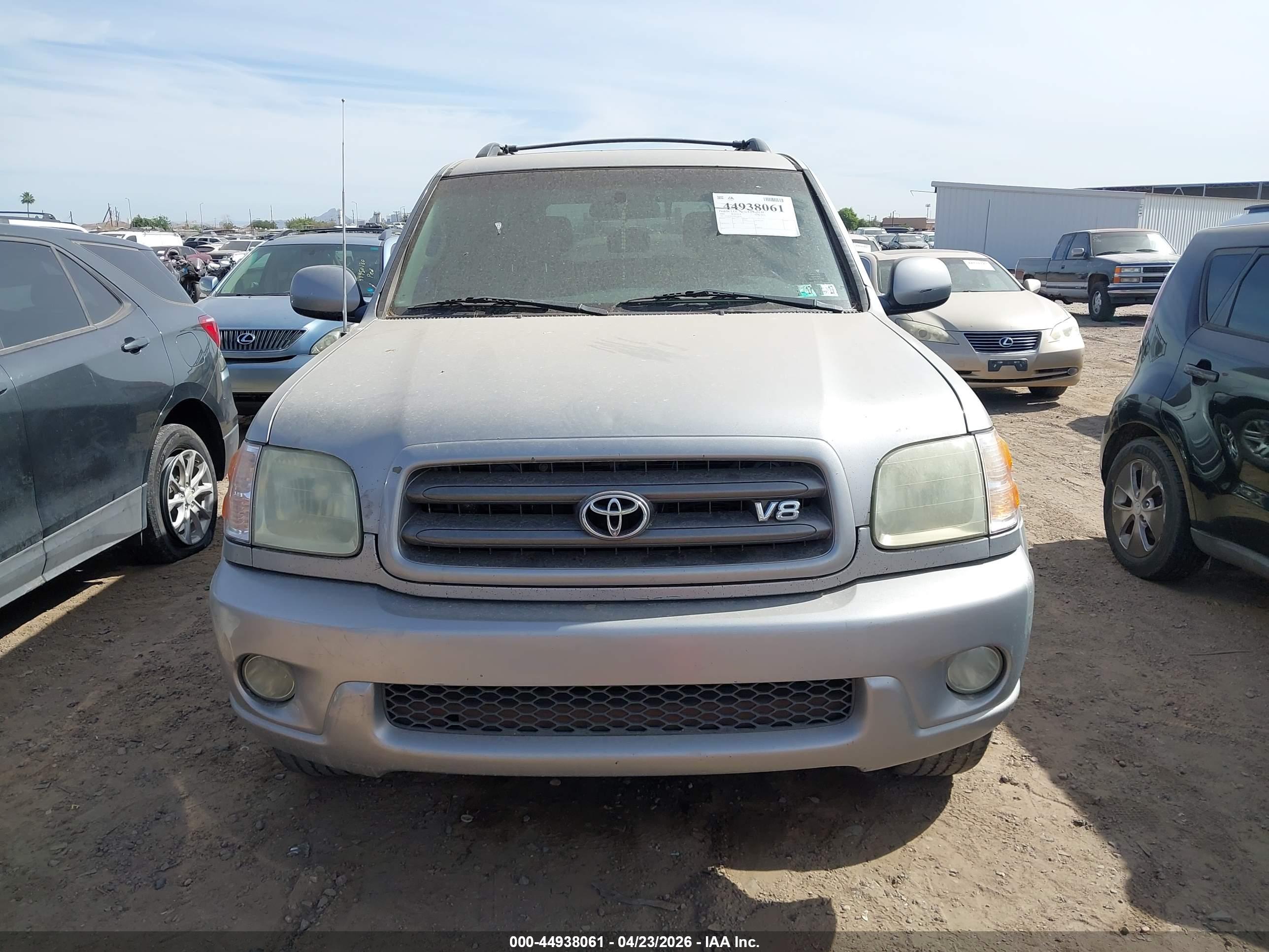 TOYOTA SEQUOIA image 6