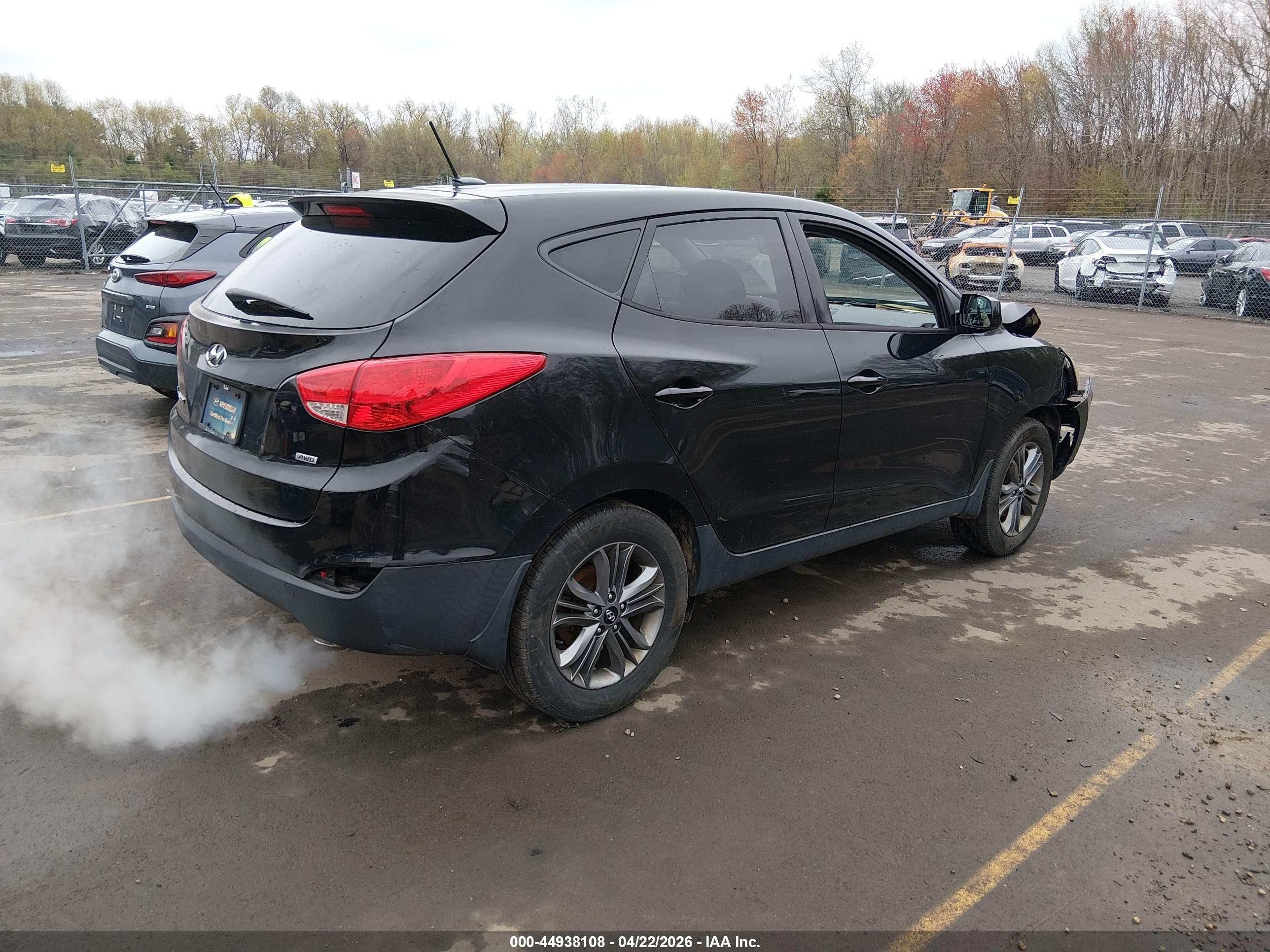 HYUNDAI TUCSON image 4