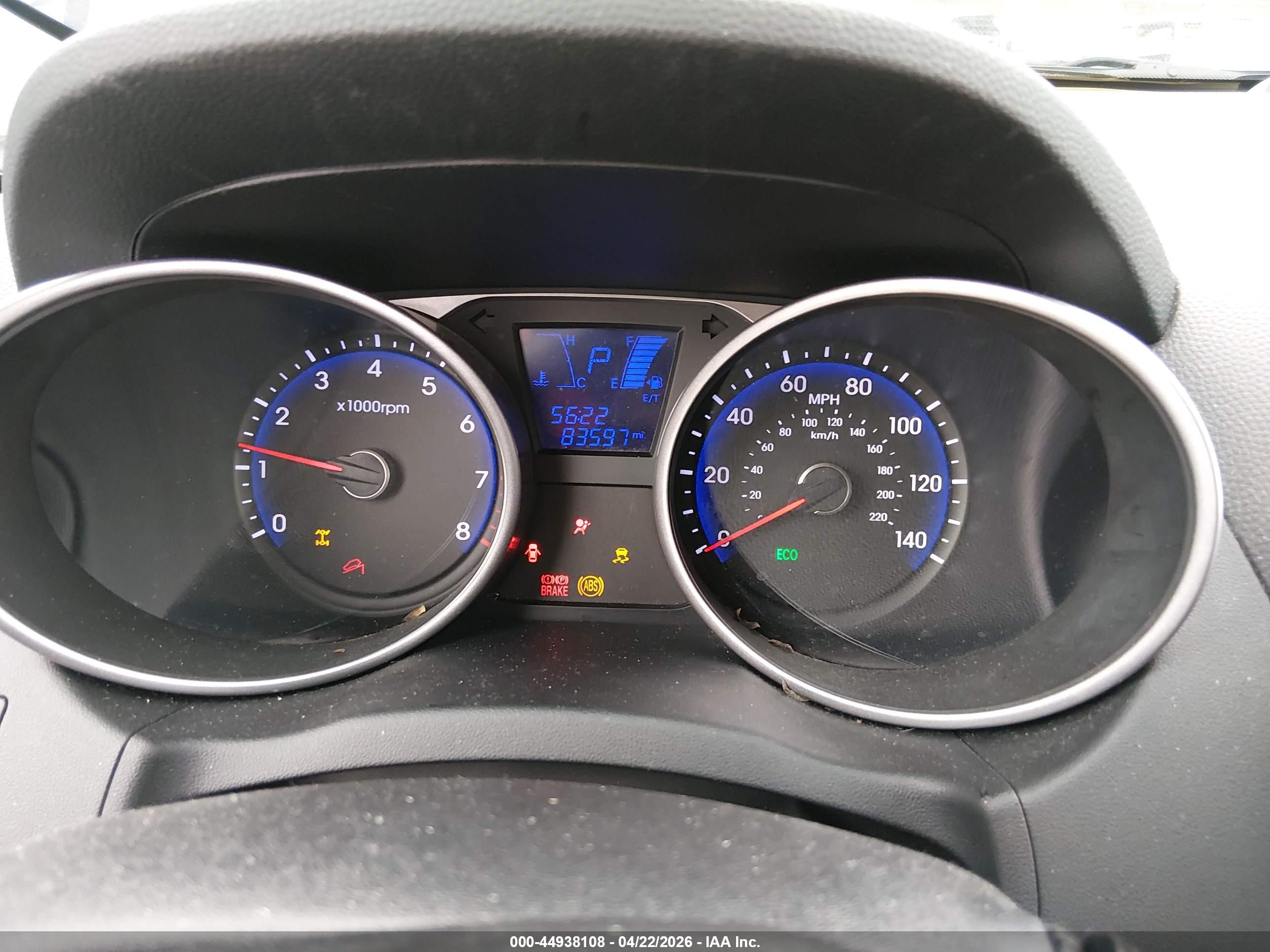HYUNDAI TUCSON image 7