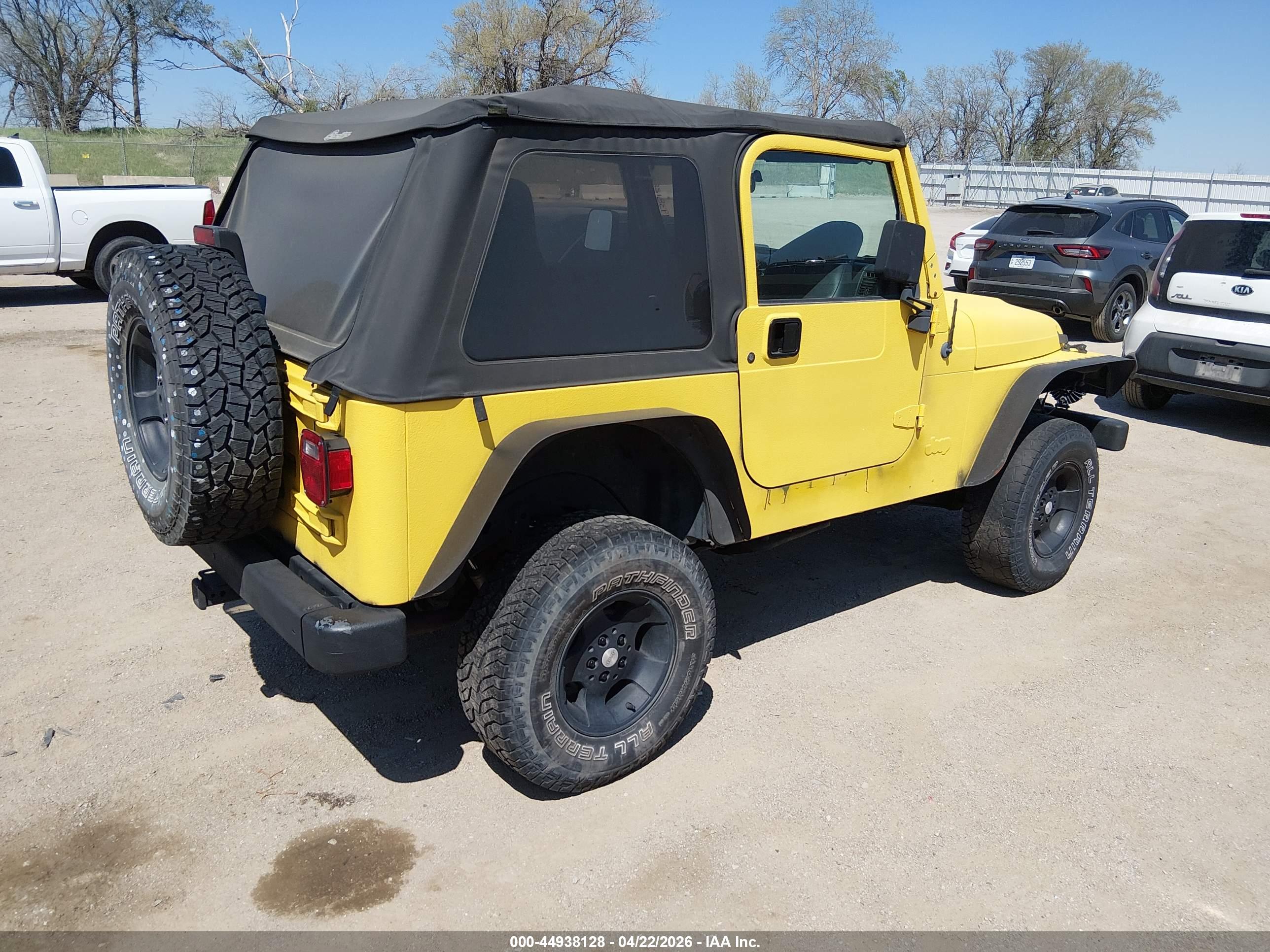JEEP WRANGLER image 4