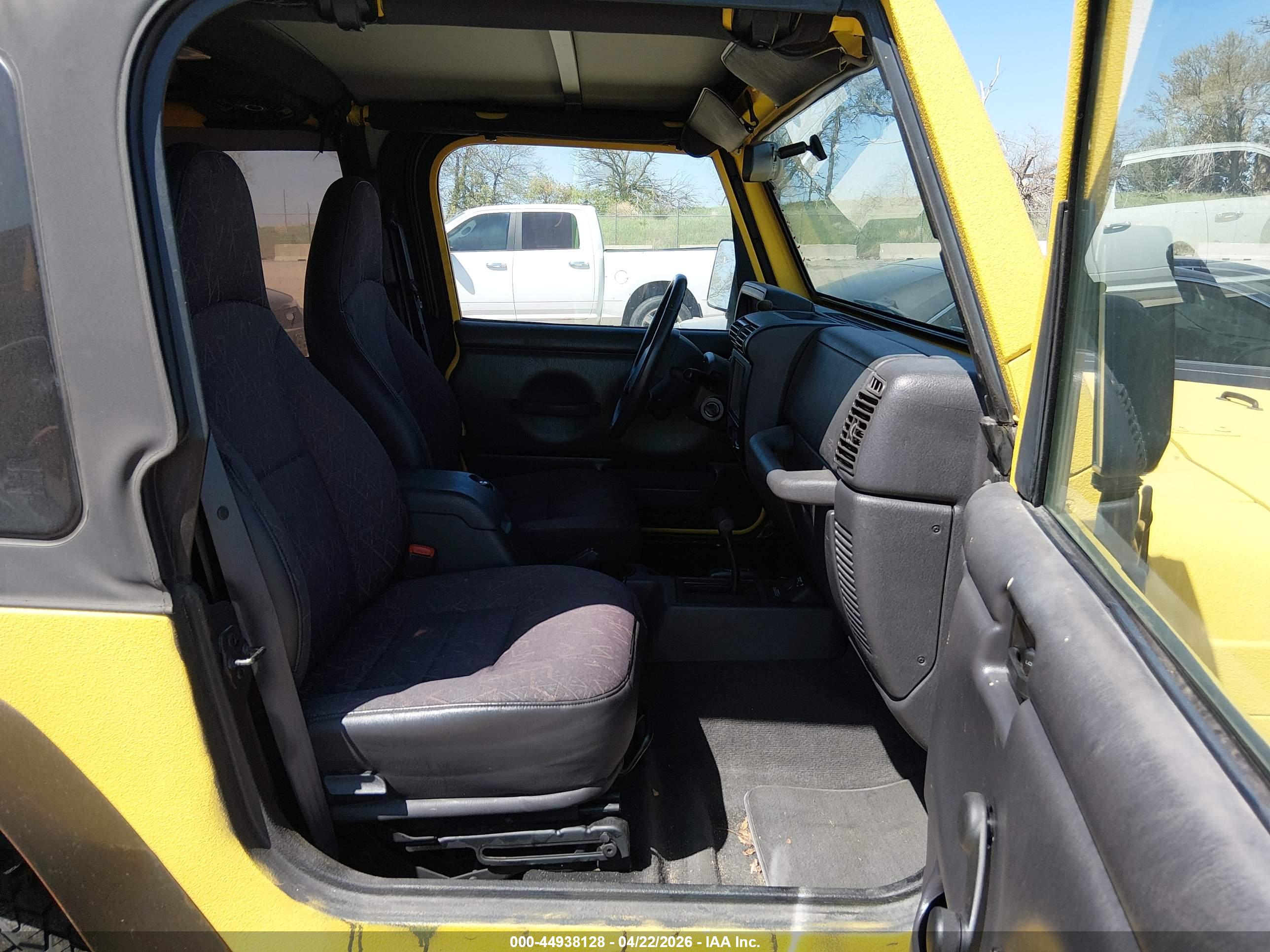 JEEP WRANGLER image 5