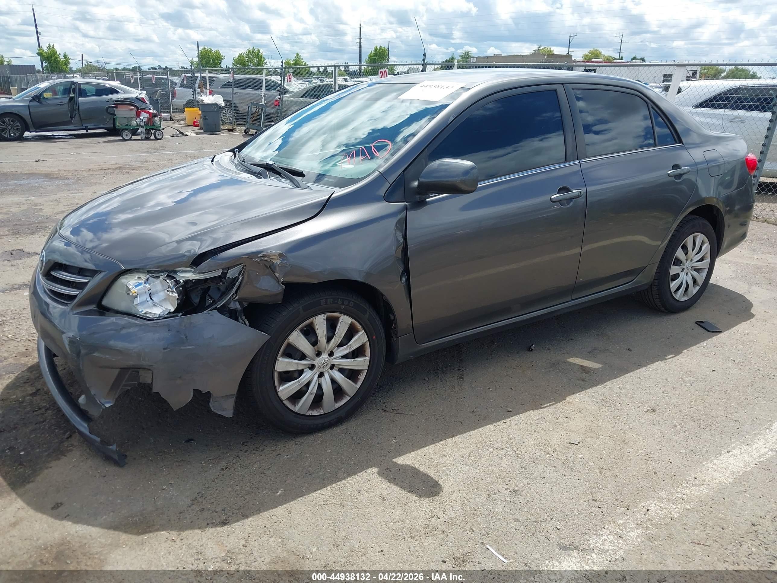TOYOTA COROLLA image 2